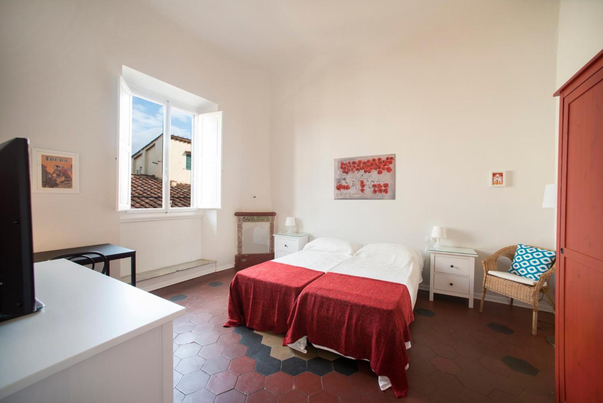 Double or Twin Room with Private External Bathroom photo 1