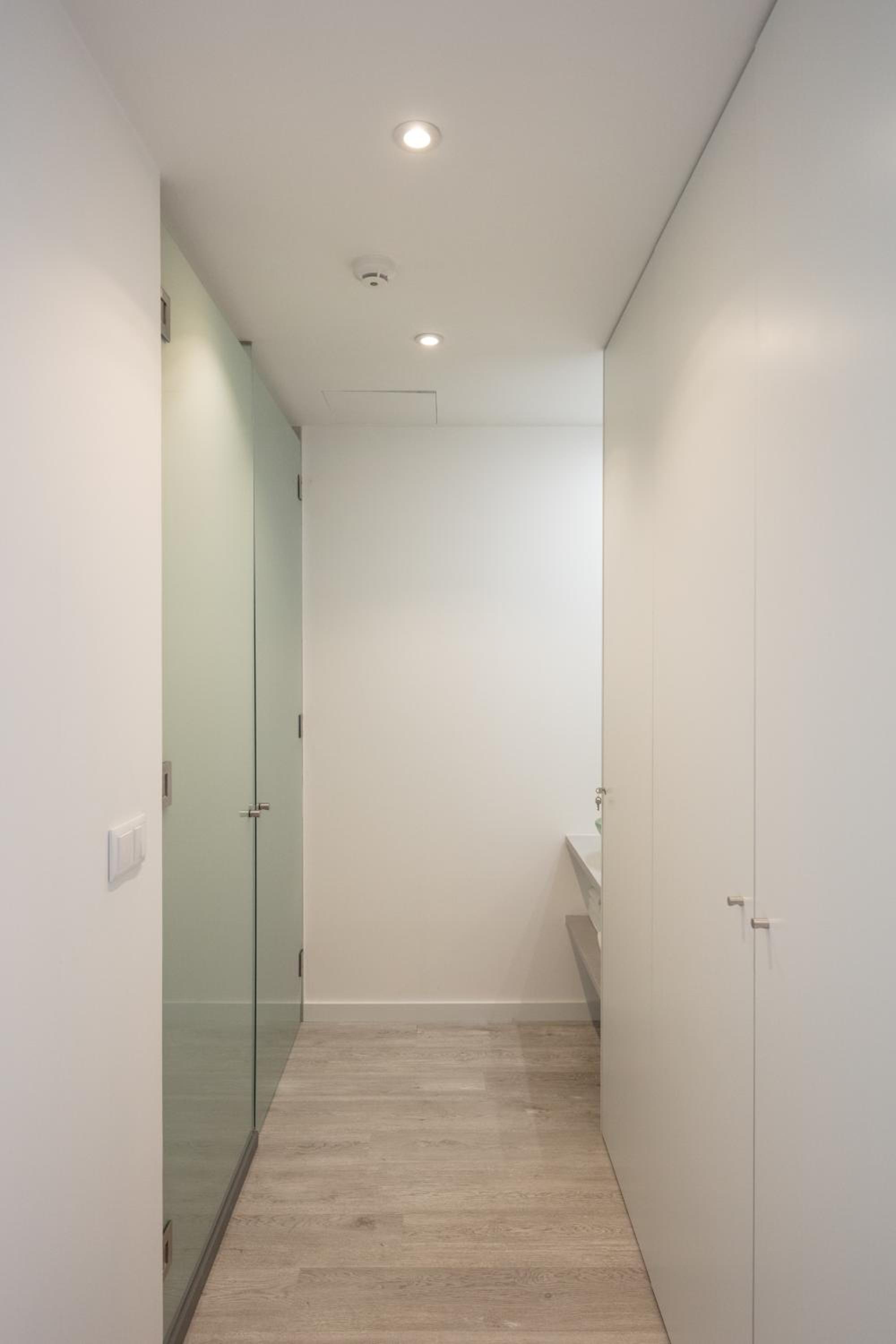 One-Bedroom Apartment - Photo 15