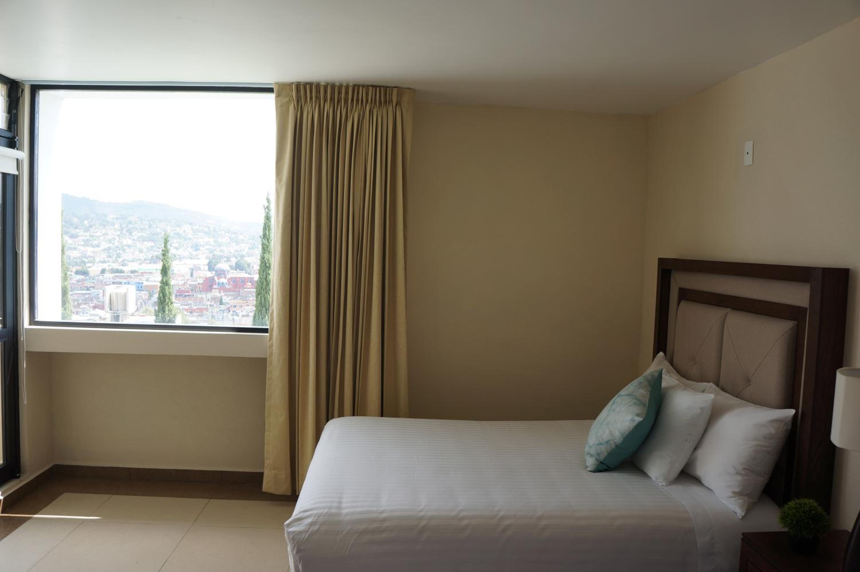 Twin Room - Photo 25