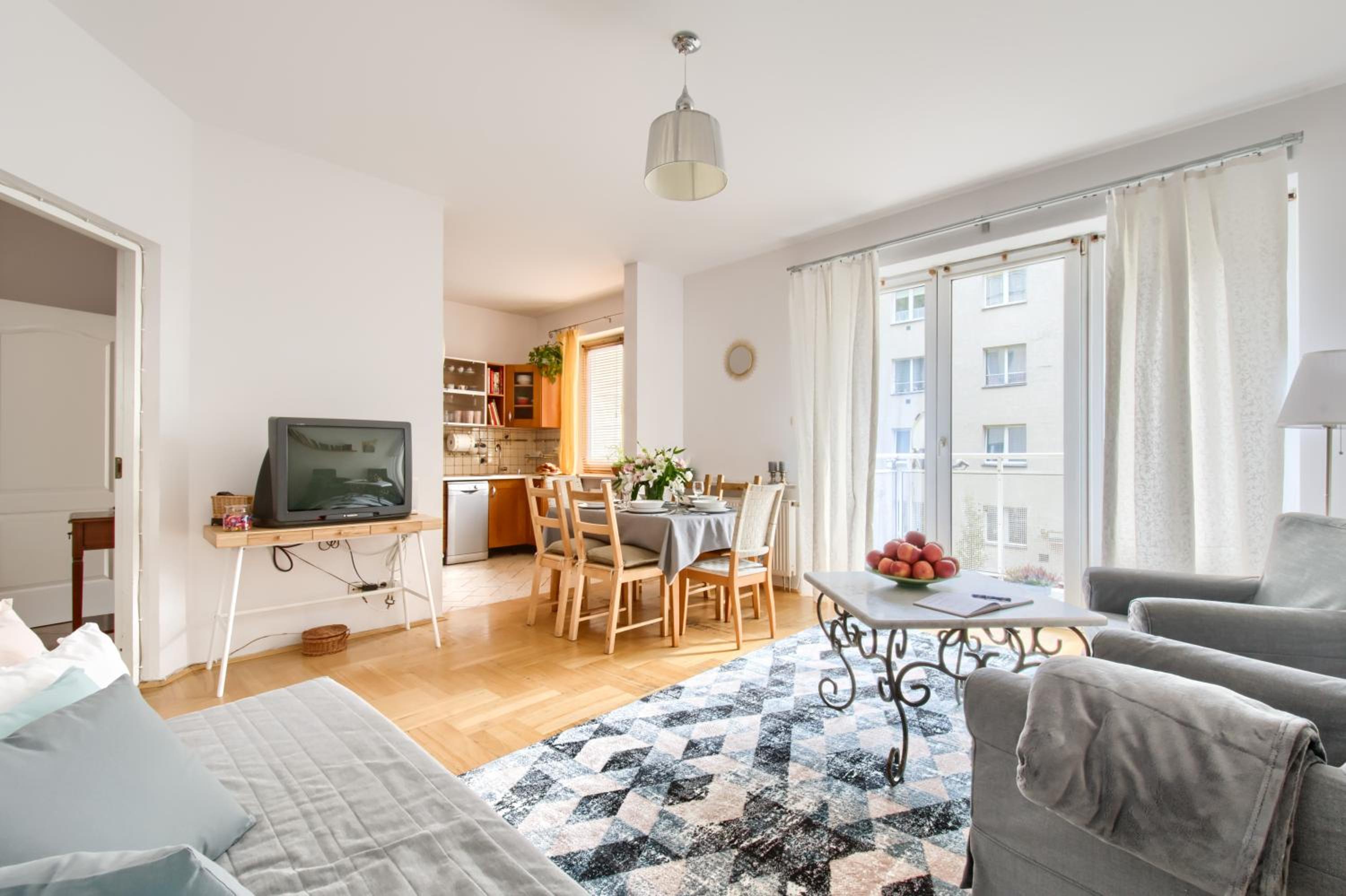 Three-Bedroom Apartment - Photo 13