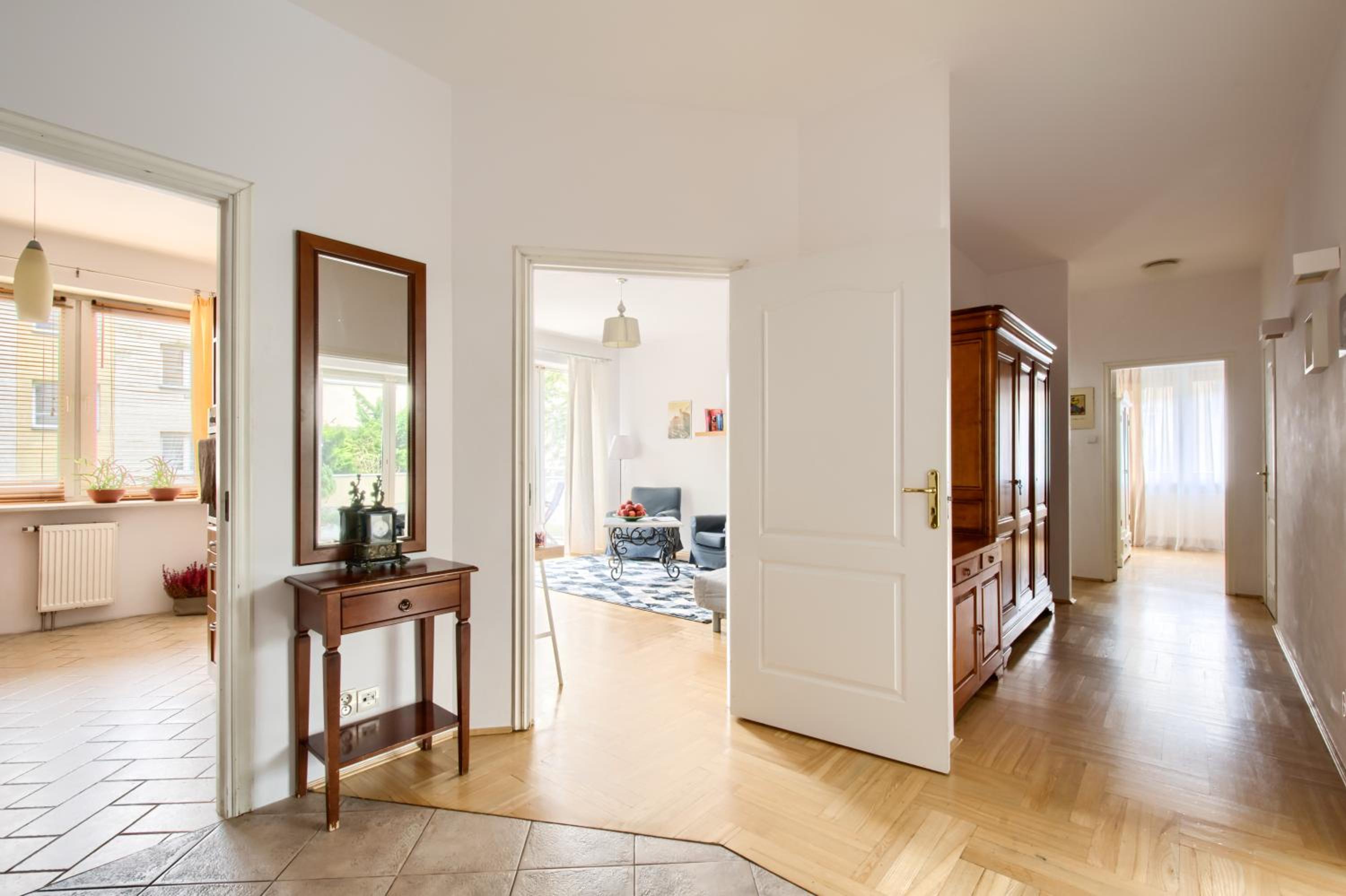 Three-Bedroom Apartment - Photo 33