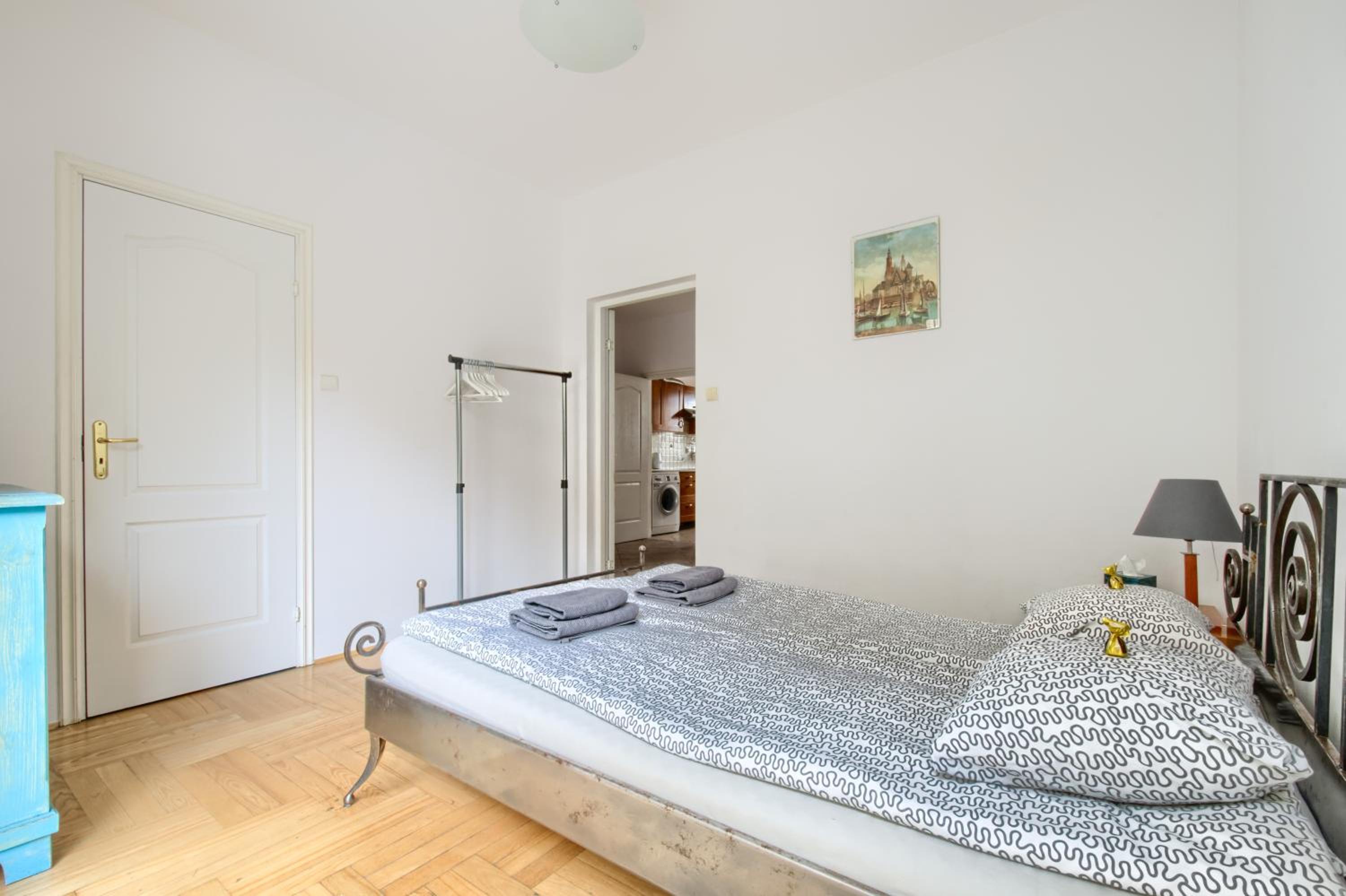 Three-Bedroom Apartment - Photo 34