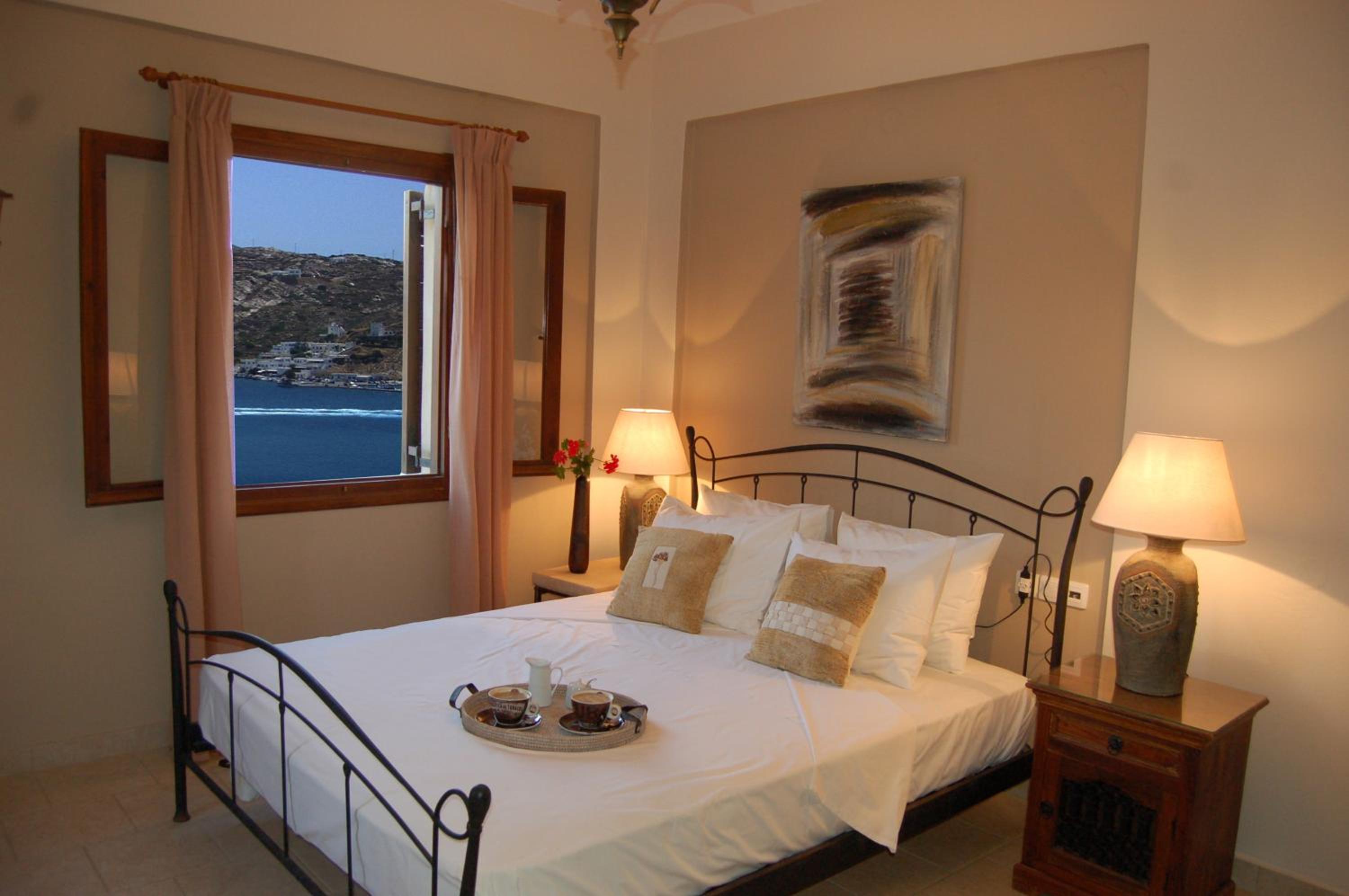 Double or Twin Room photo 3
