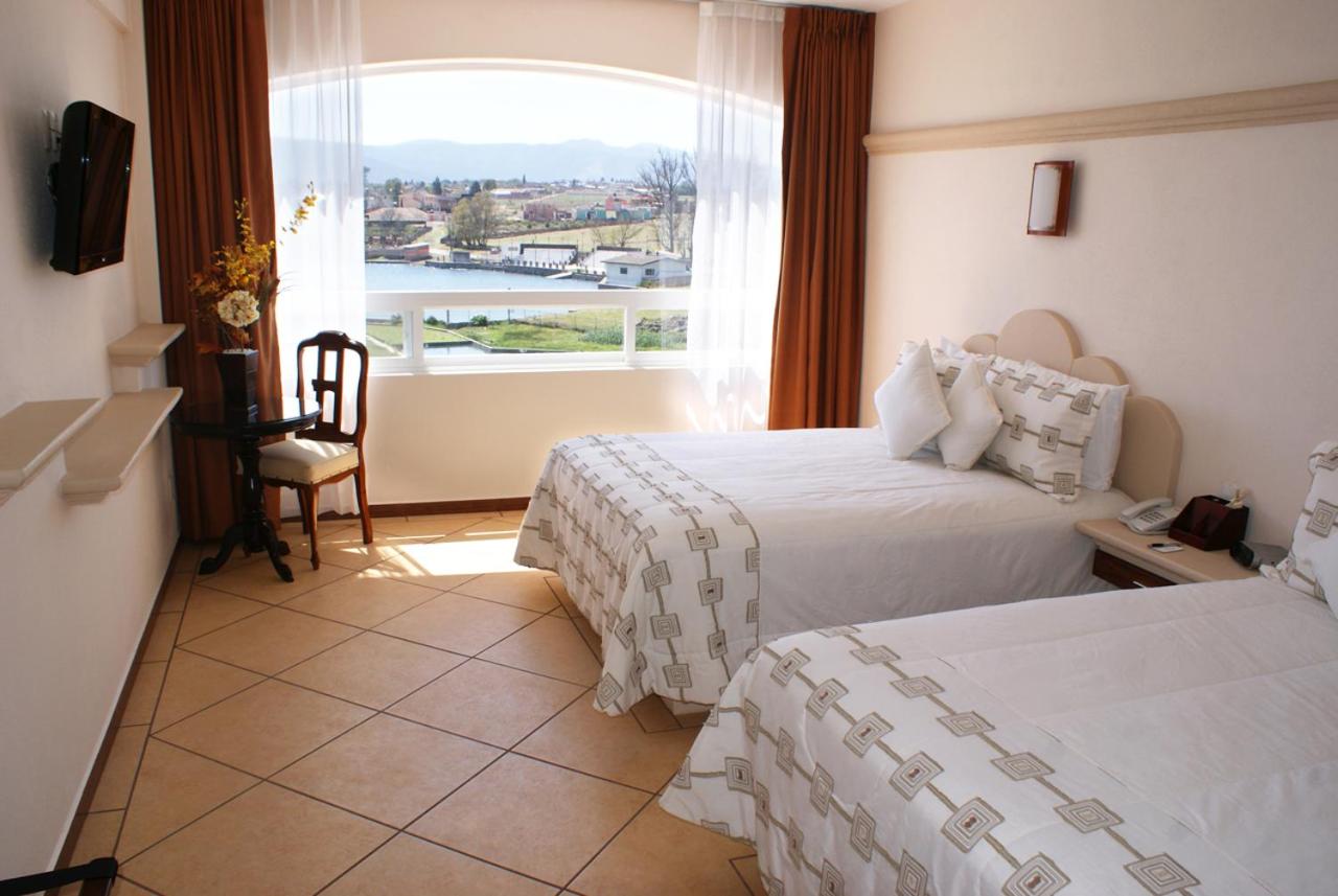 Superior Double Room with Lake View photo 1