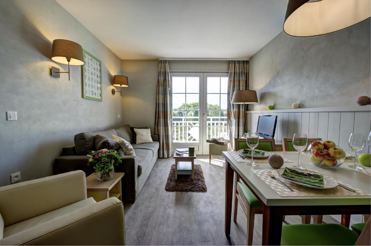 Suite (4 Adults) Valley View