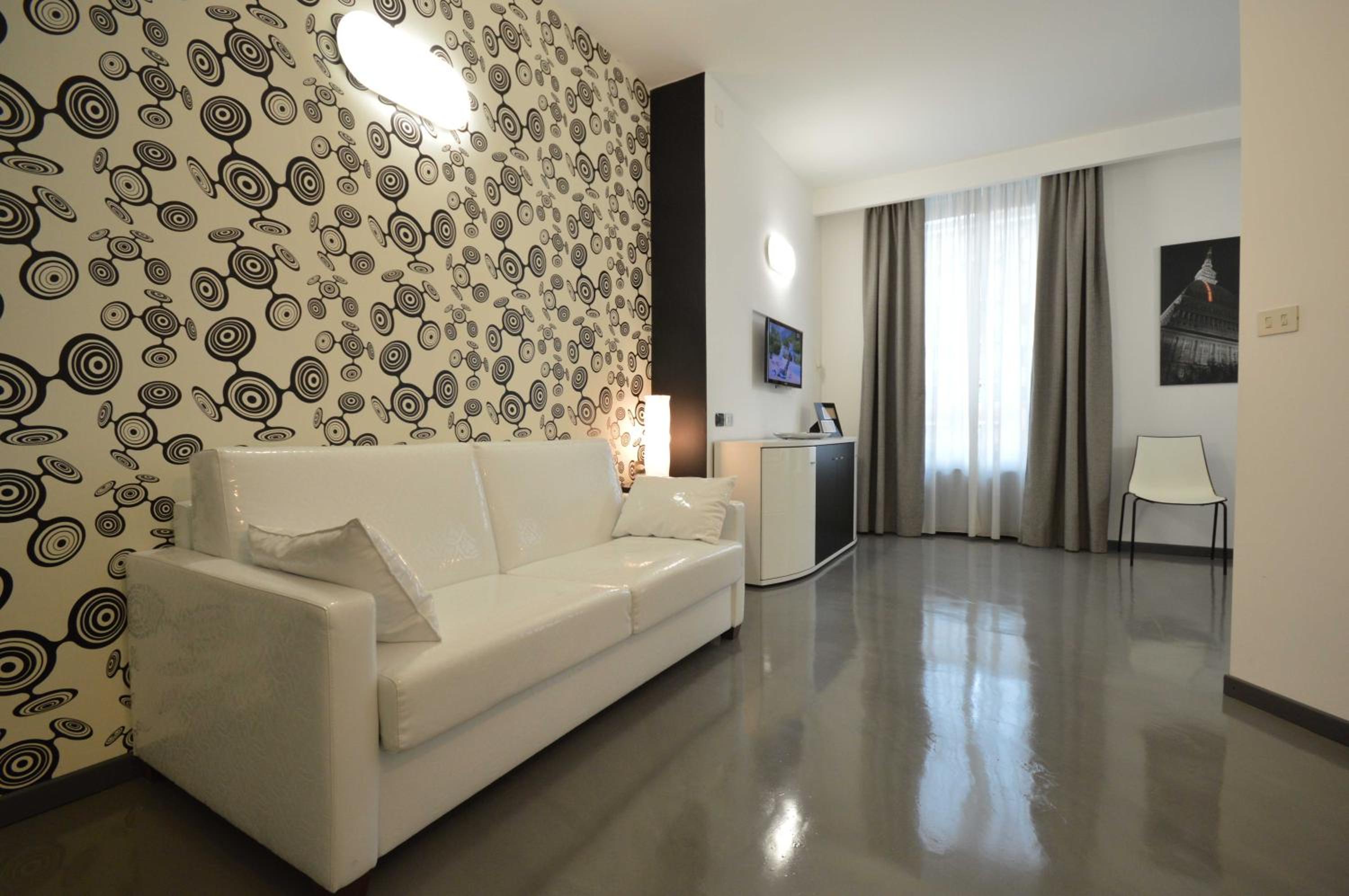 Deluxe Studio (4 Adults) - Photo 1