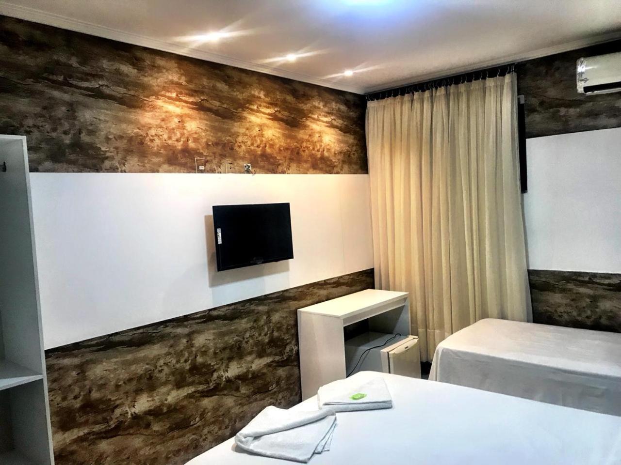 Standard Double or Twin Room photo 3