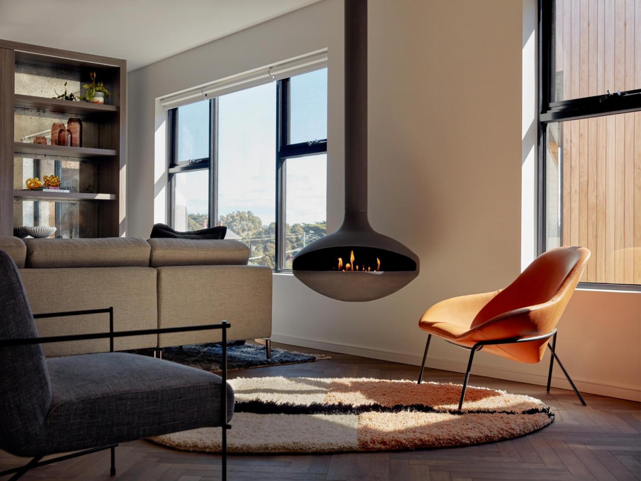 Three-Bedroom Penthouse Apartment - Photo 24