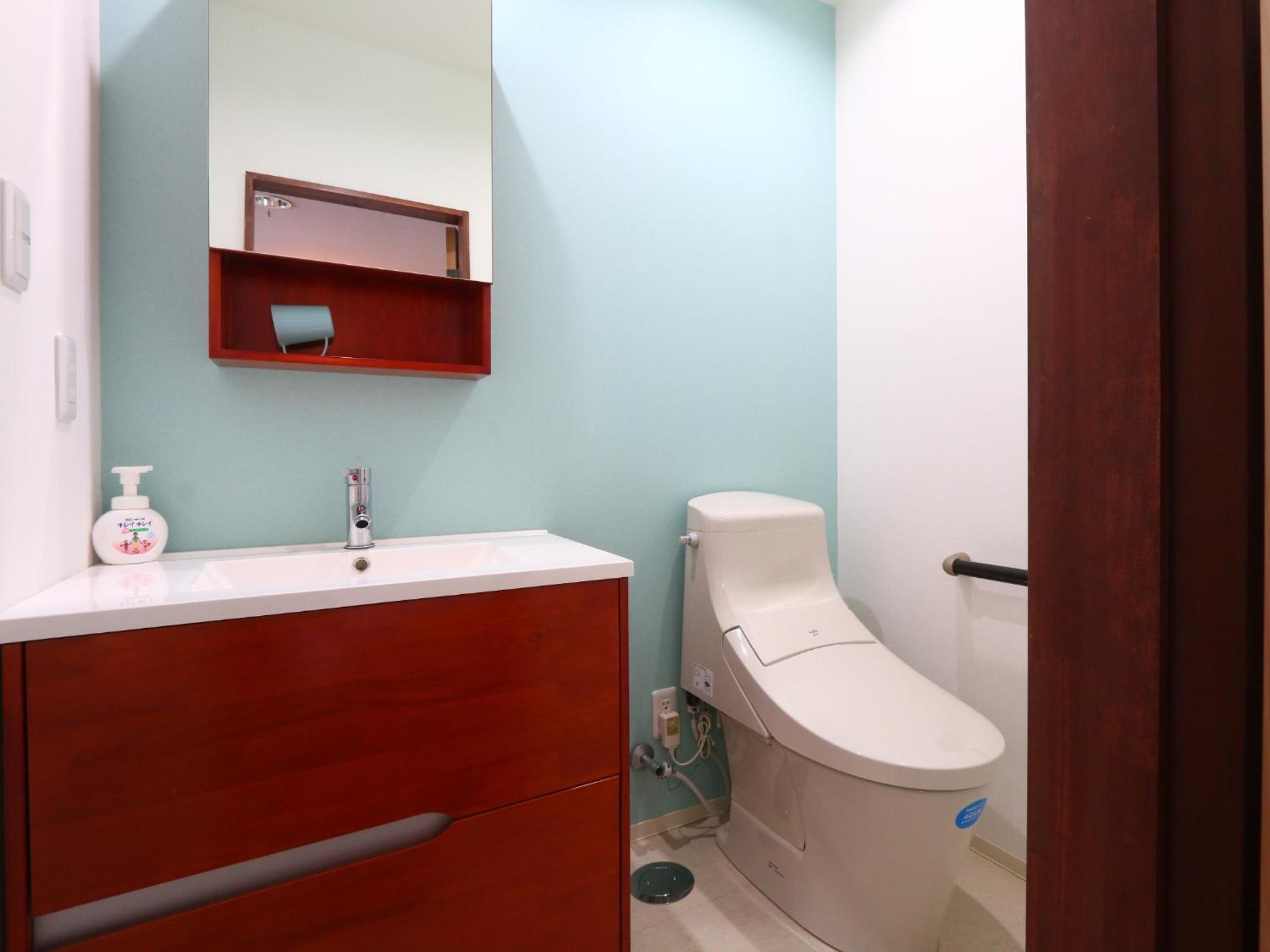 Twin Room - Non-Smoking - Photo 5