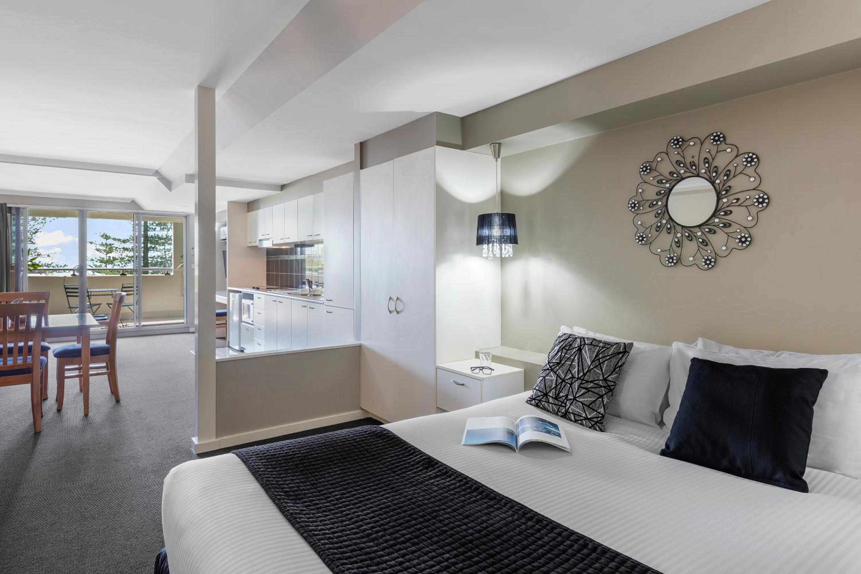 Deluxe Studio Waterview Apartment