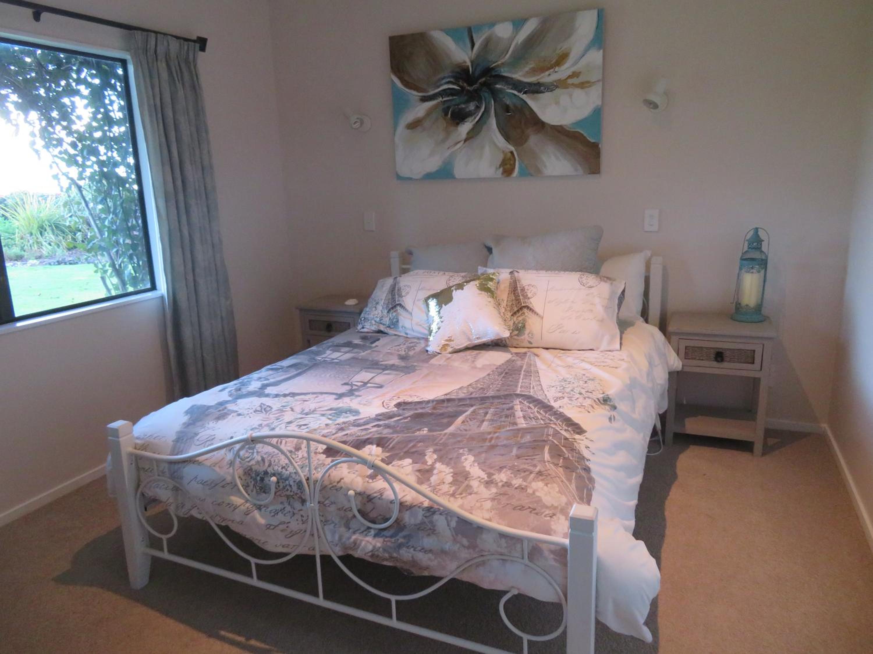 Three-Bedroom House photo 2