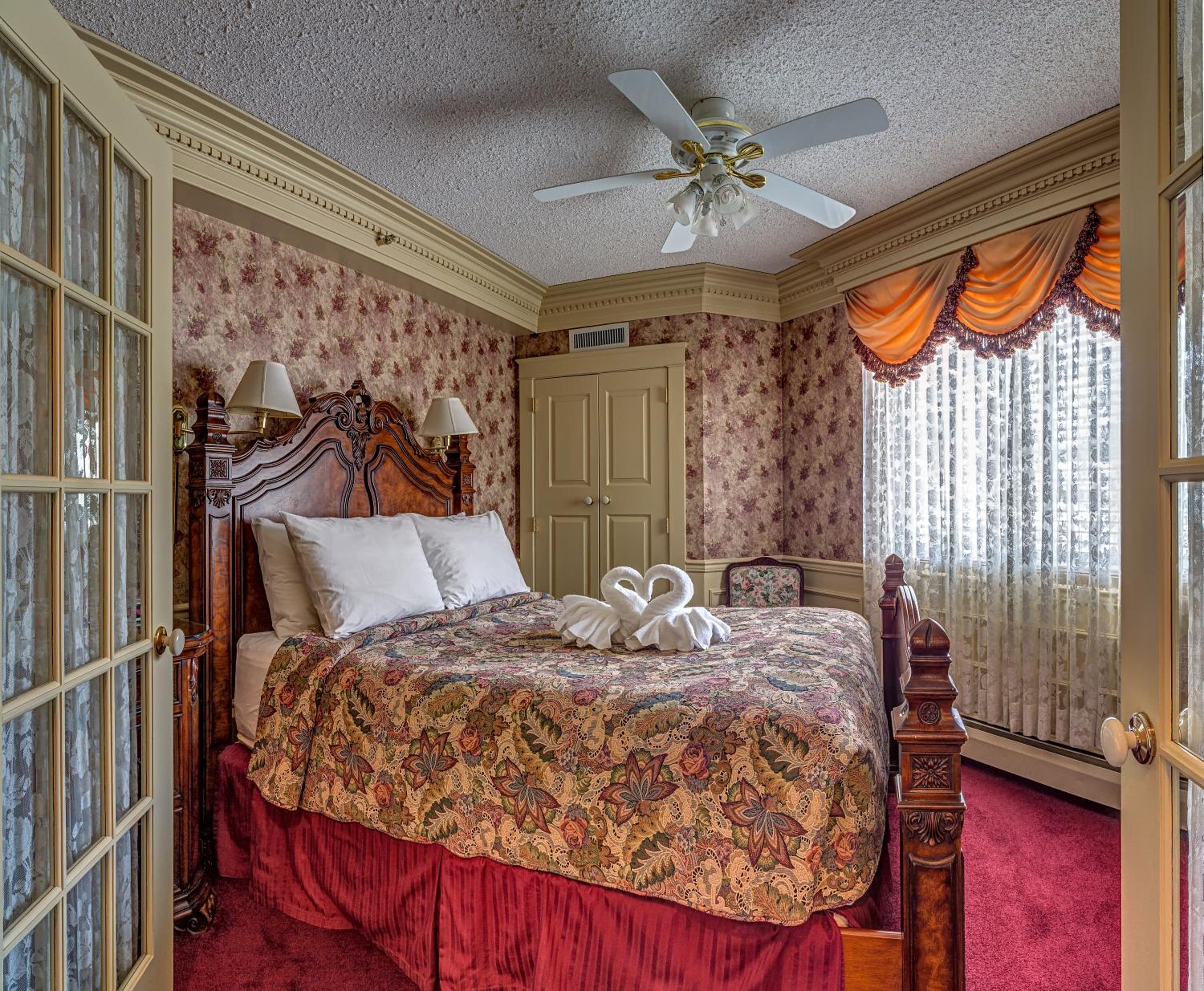 Executive One-Bedroom Suite photo 2