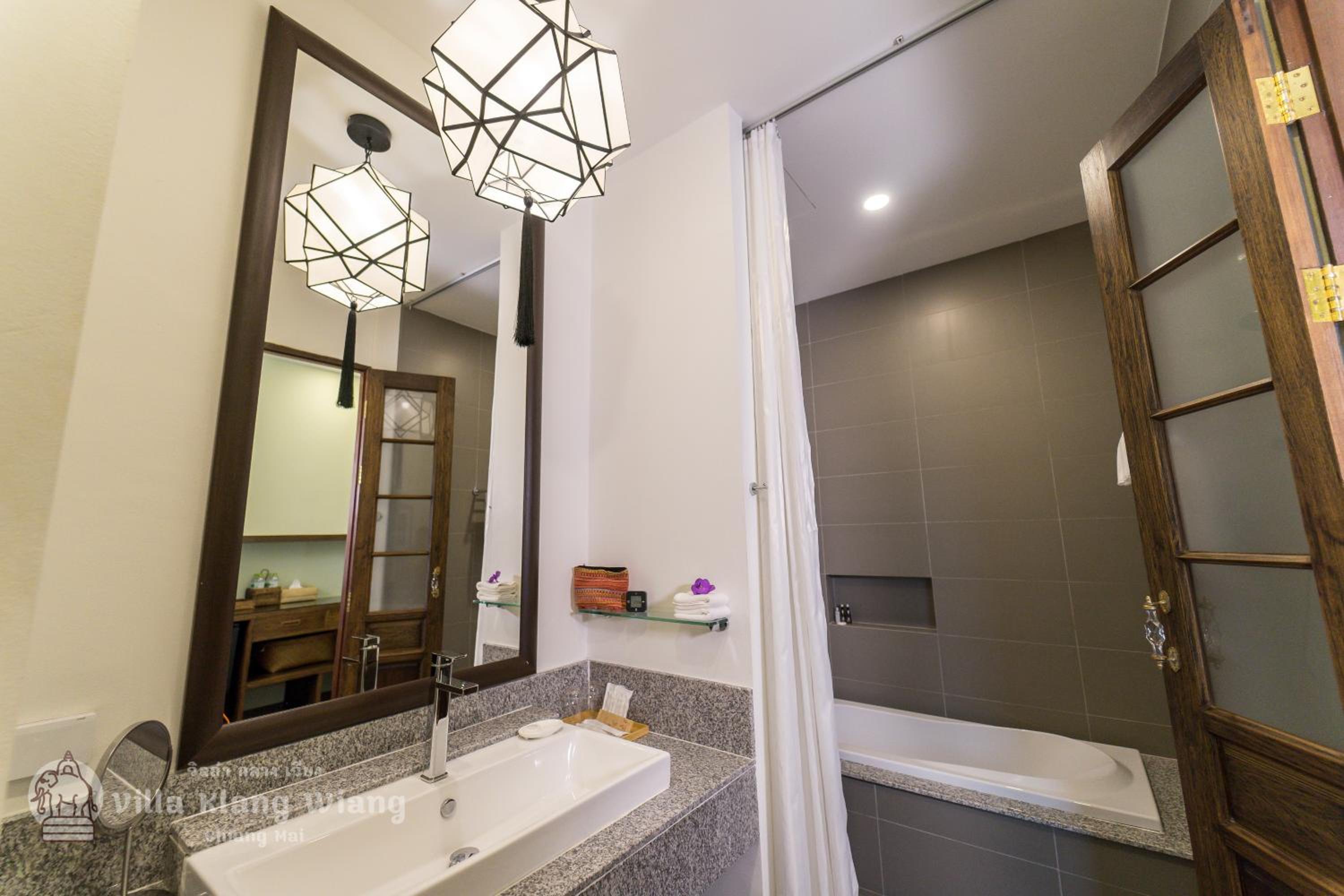 Superior Twin Room - Photo 2