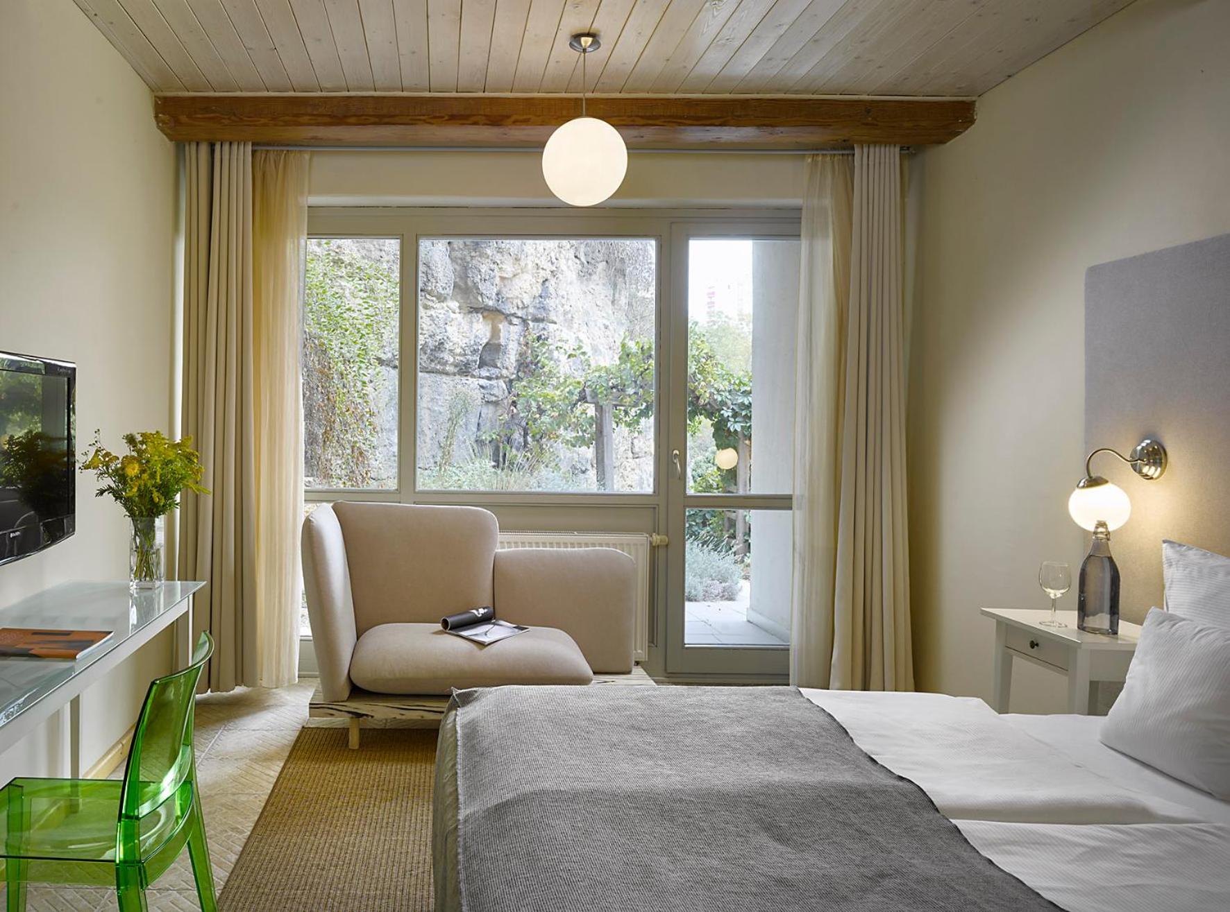 Deluxe Double Room - Photo 4