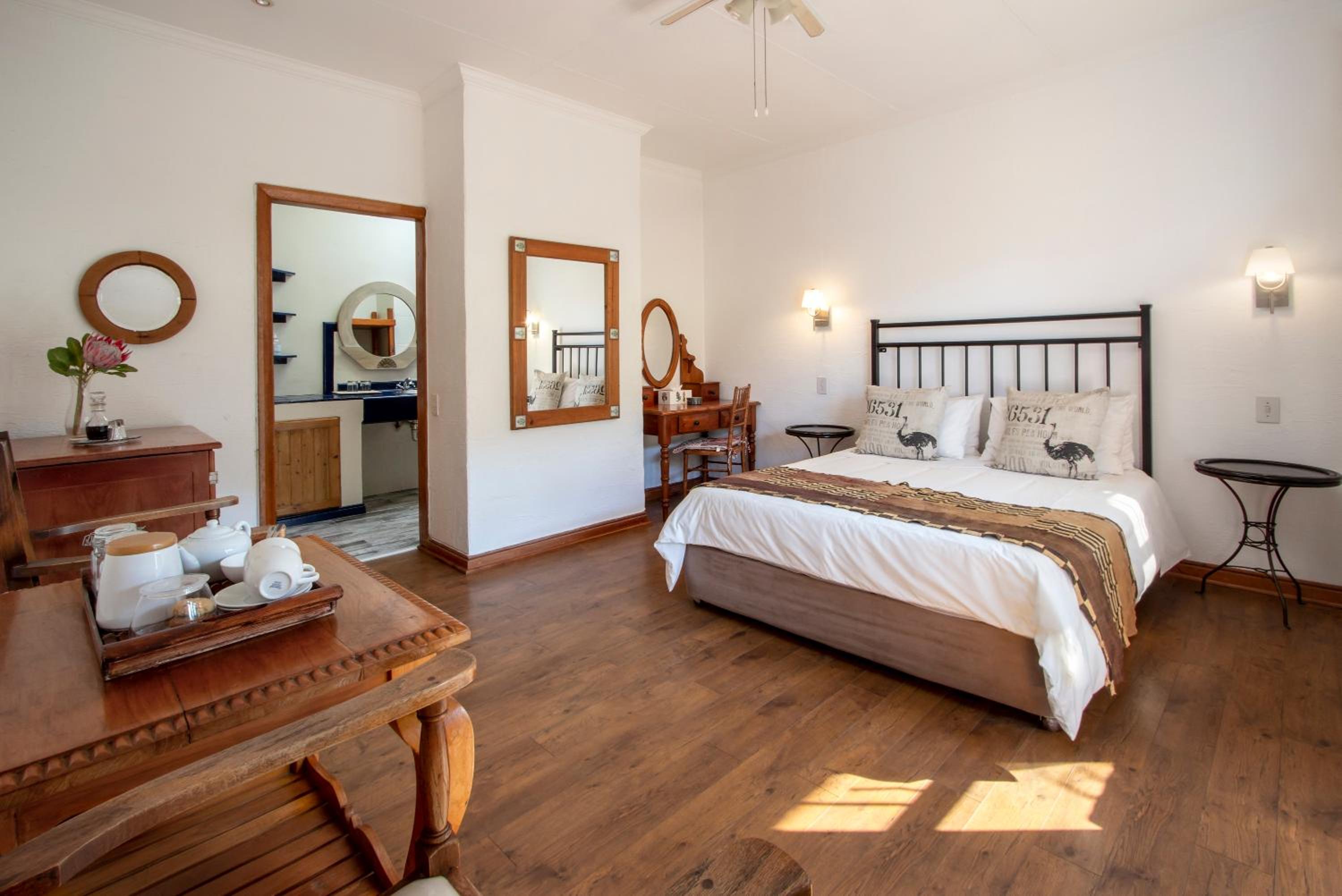 Queen Room