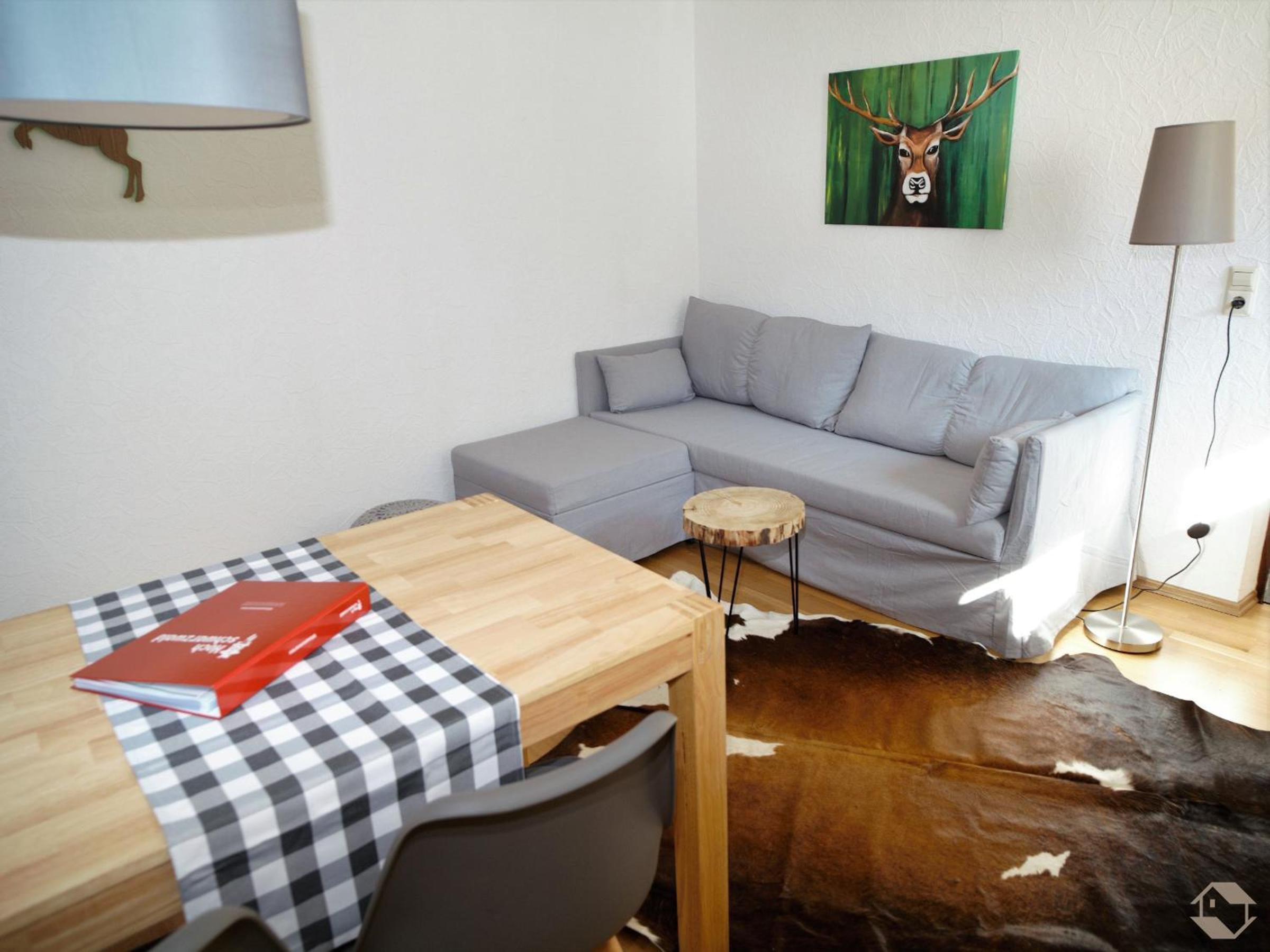One-Bedroom Apartment photo 2