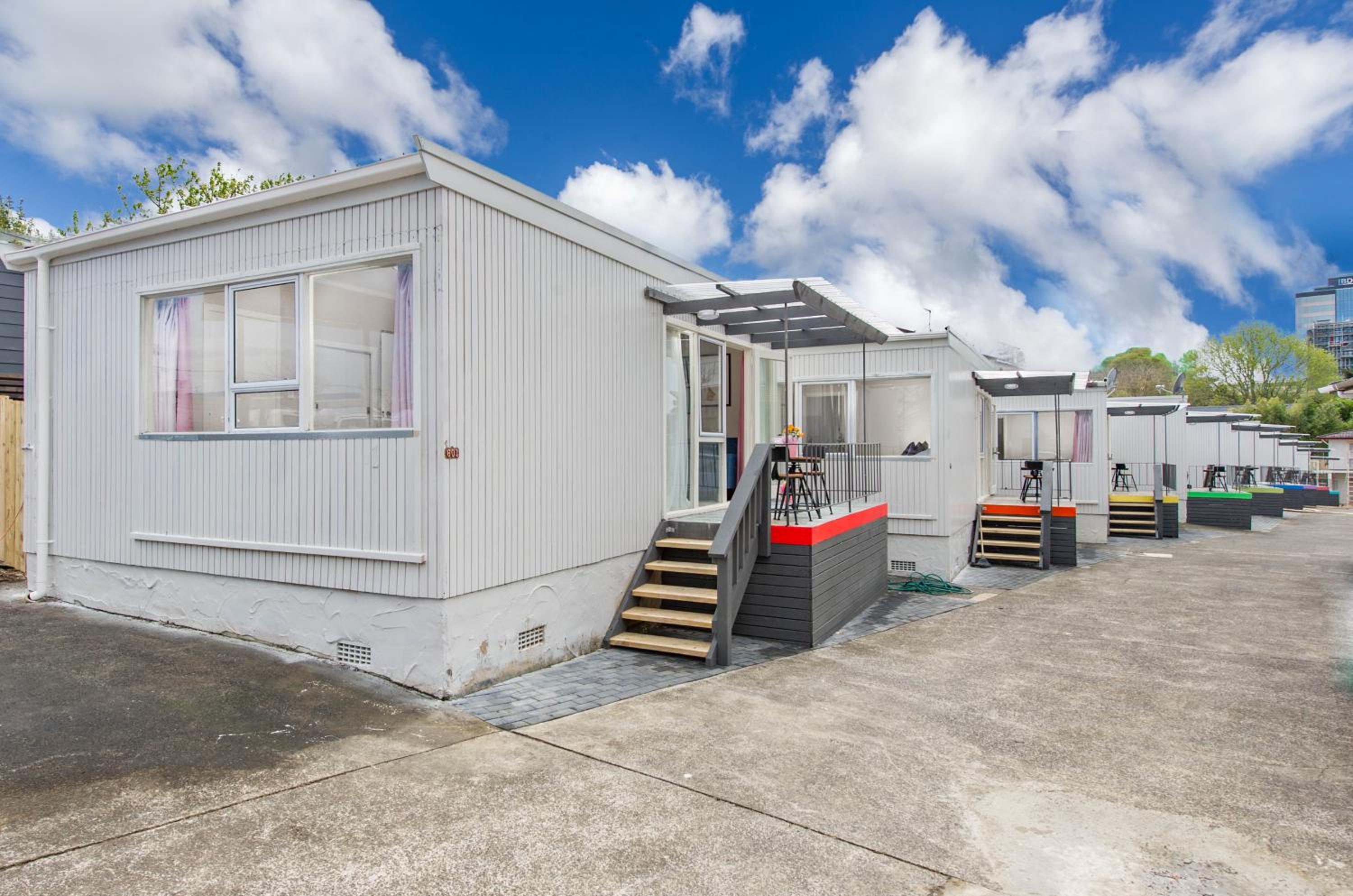 Family Bungalow - Photo 7
