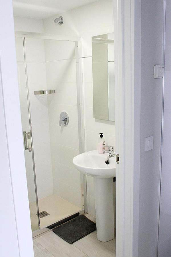 One-Bedroom Apartment - Photo 5