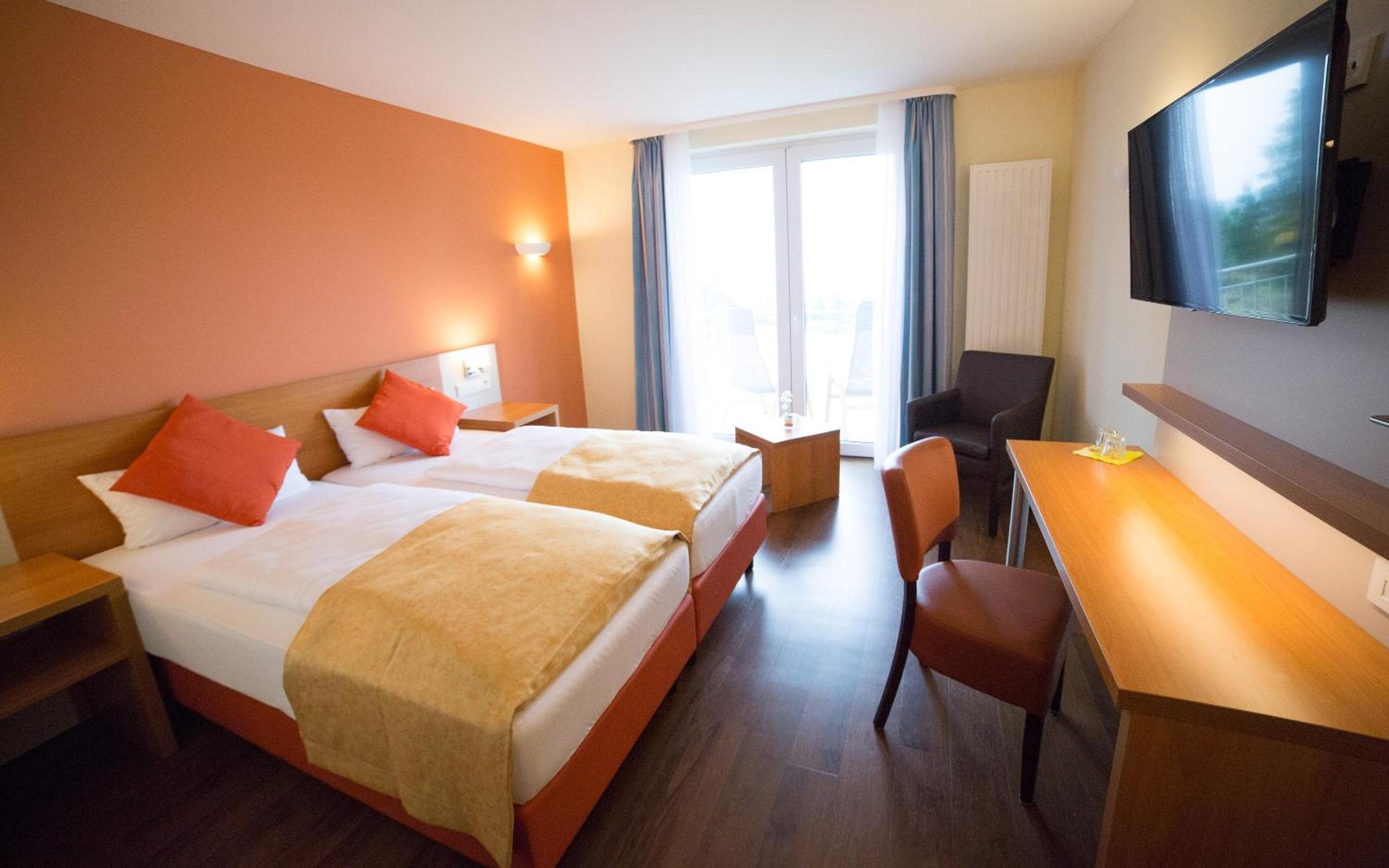 Deluxe Single Room