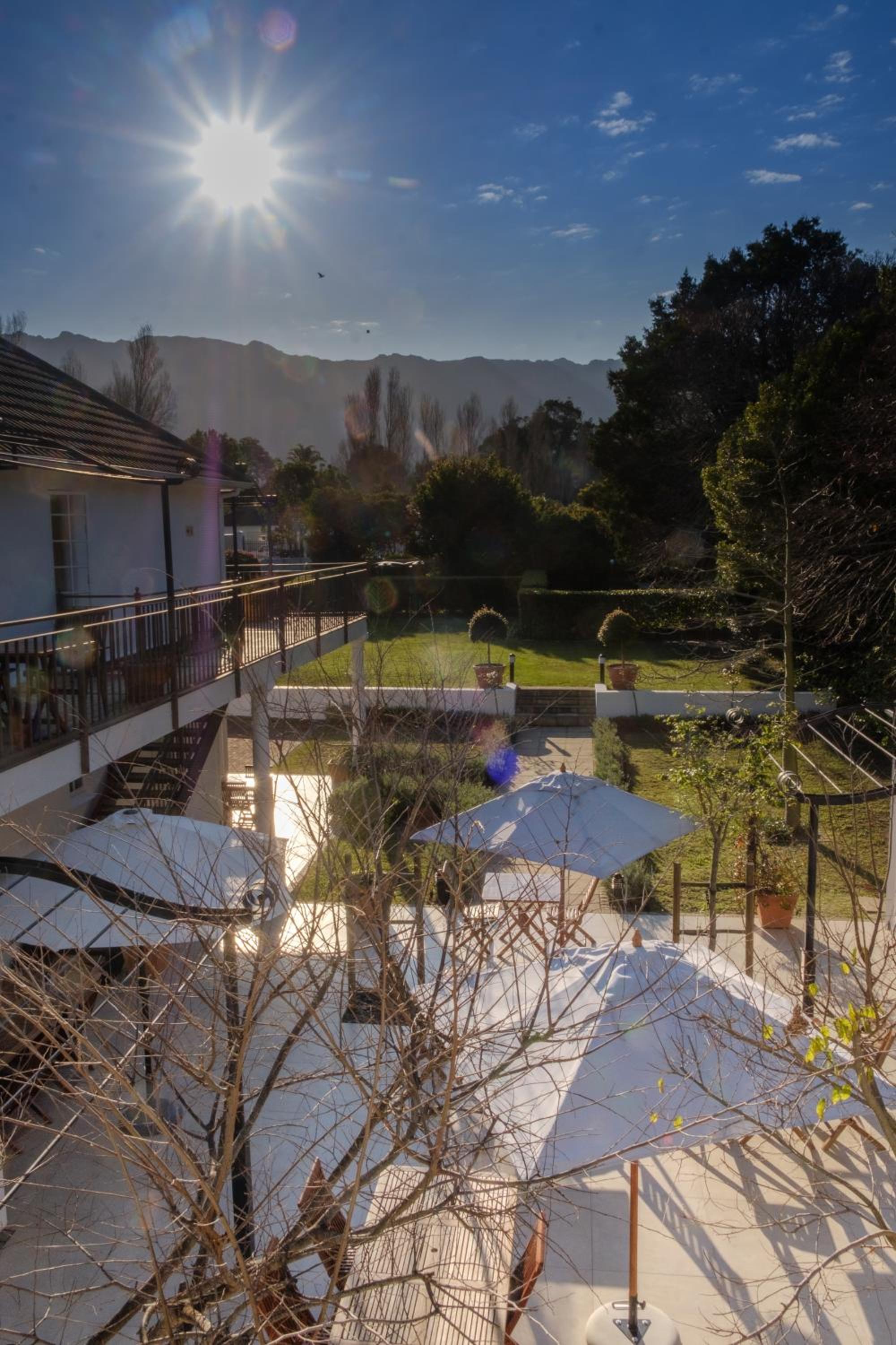 Superior Double or Twin Room with Garden View - Photo 7