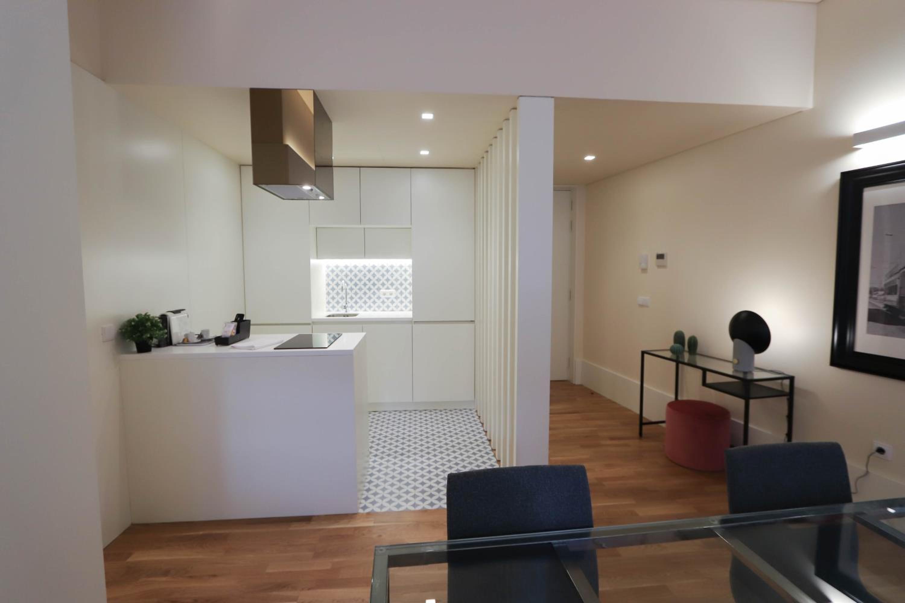 Apartment - Photo 10
