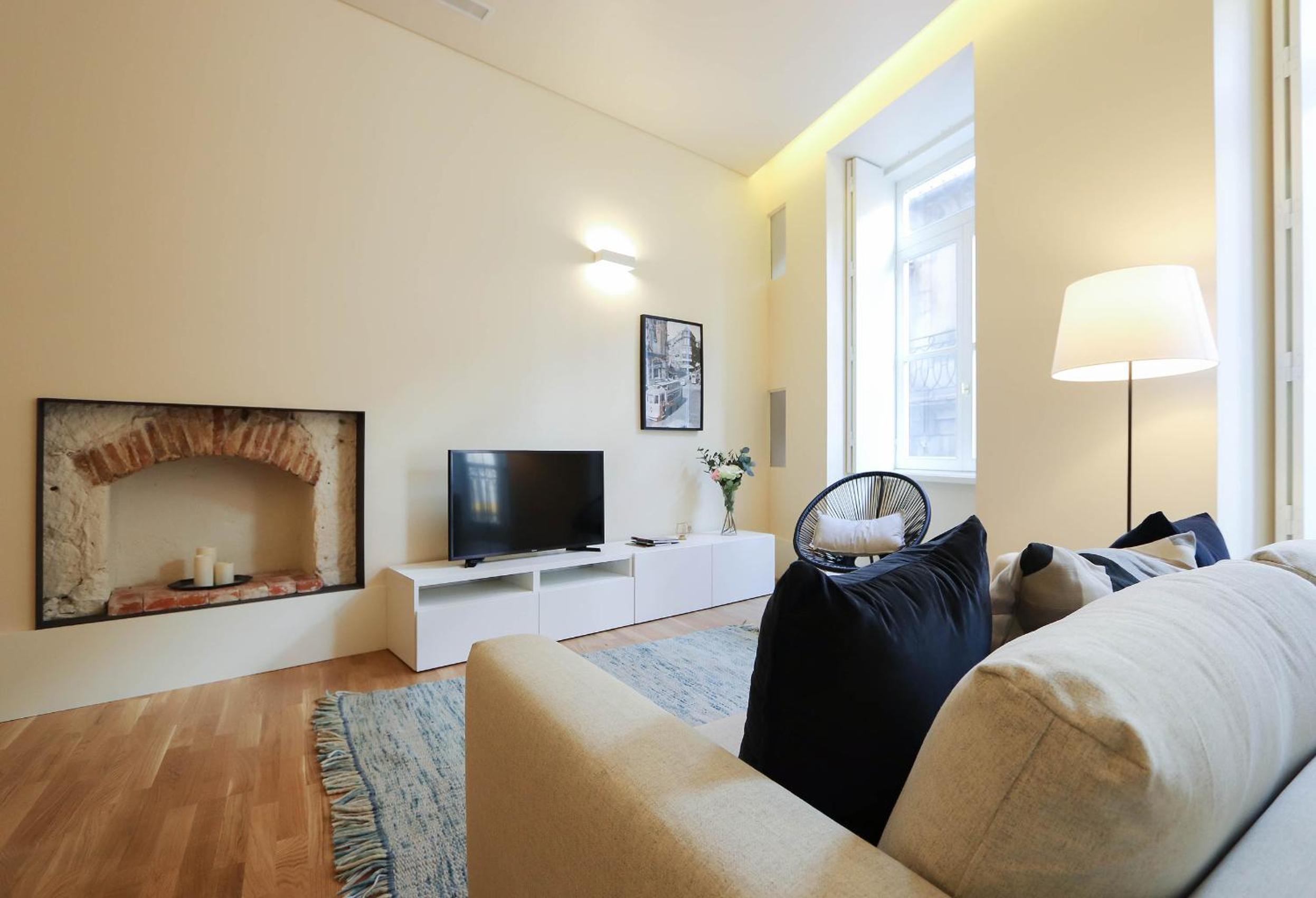 Apartment - Photo 3