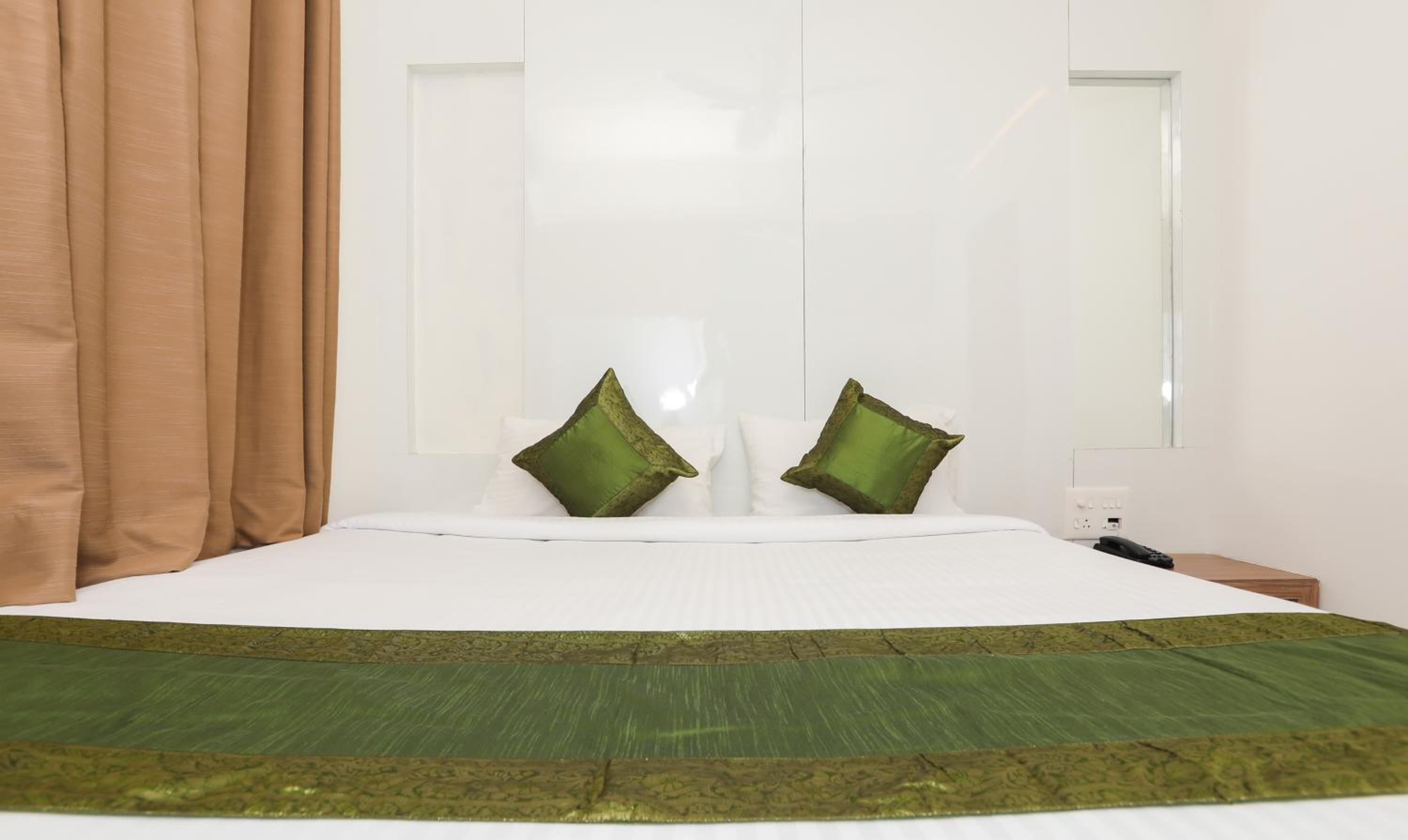 Superior Room - Photo 5