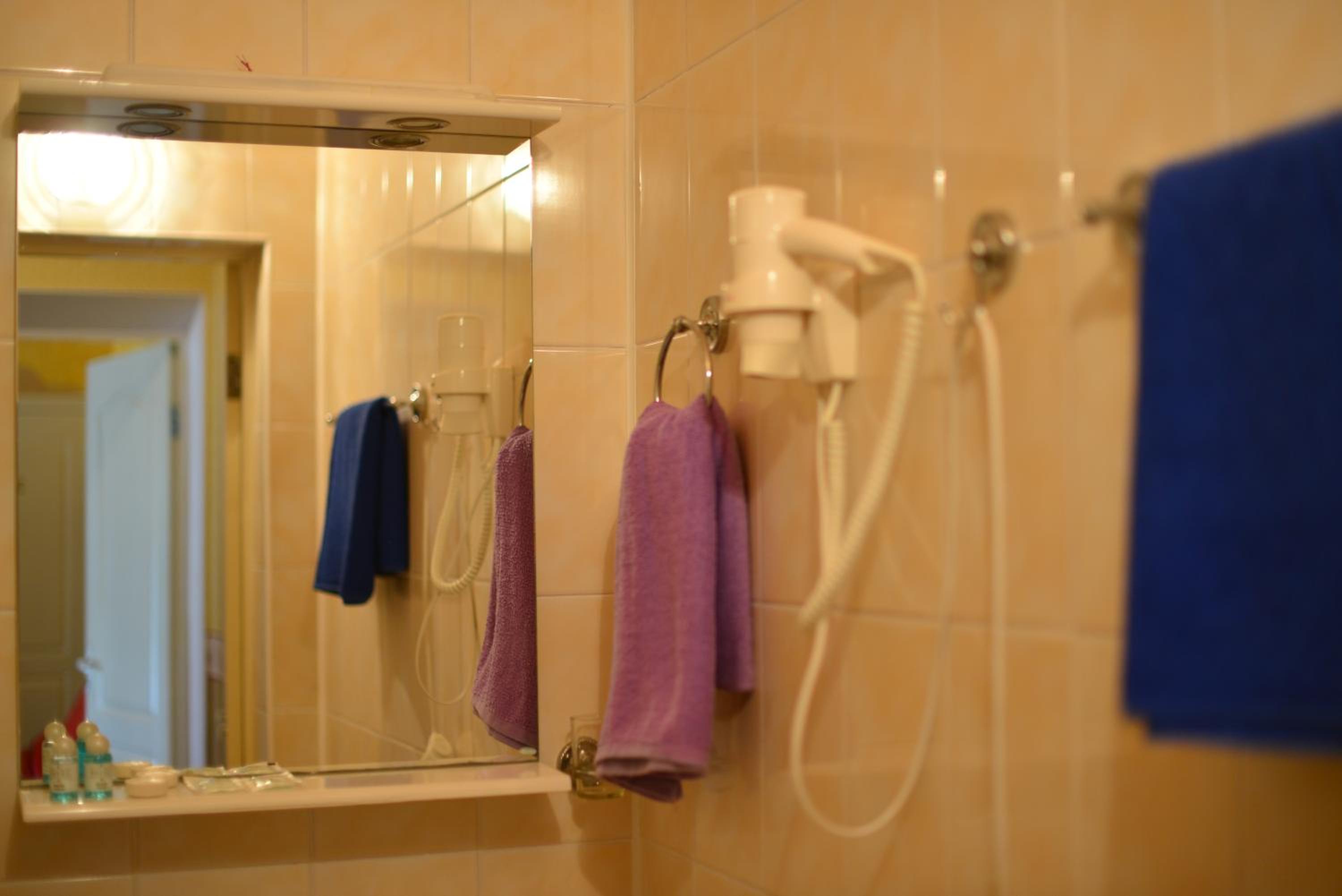 Standard Triple Room with Sea View photo 3