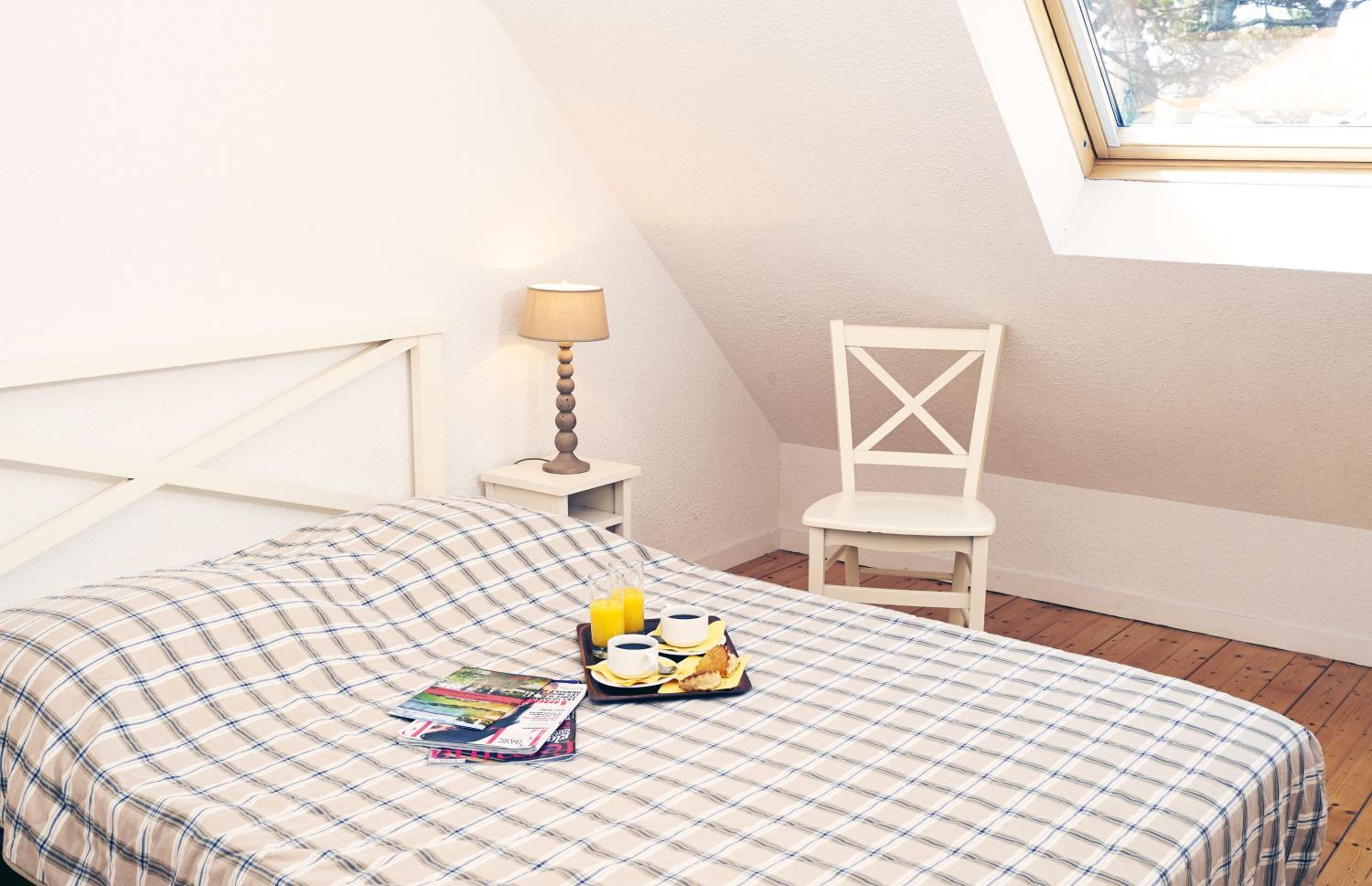 One-Bedroom Apartment (2 - 4 Adults) photo 3