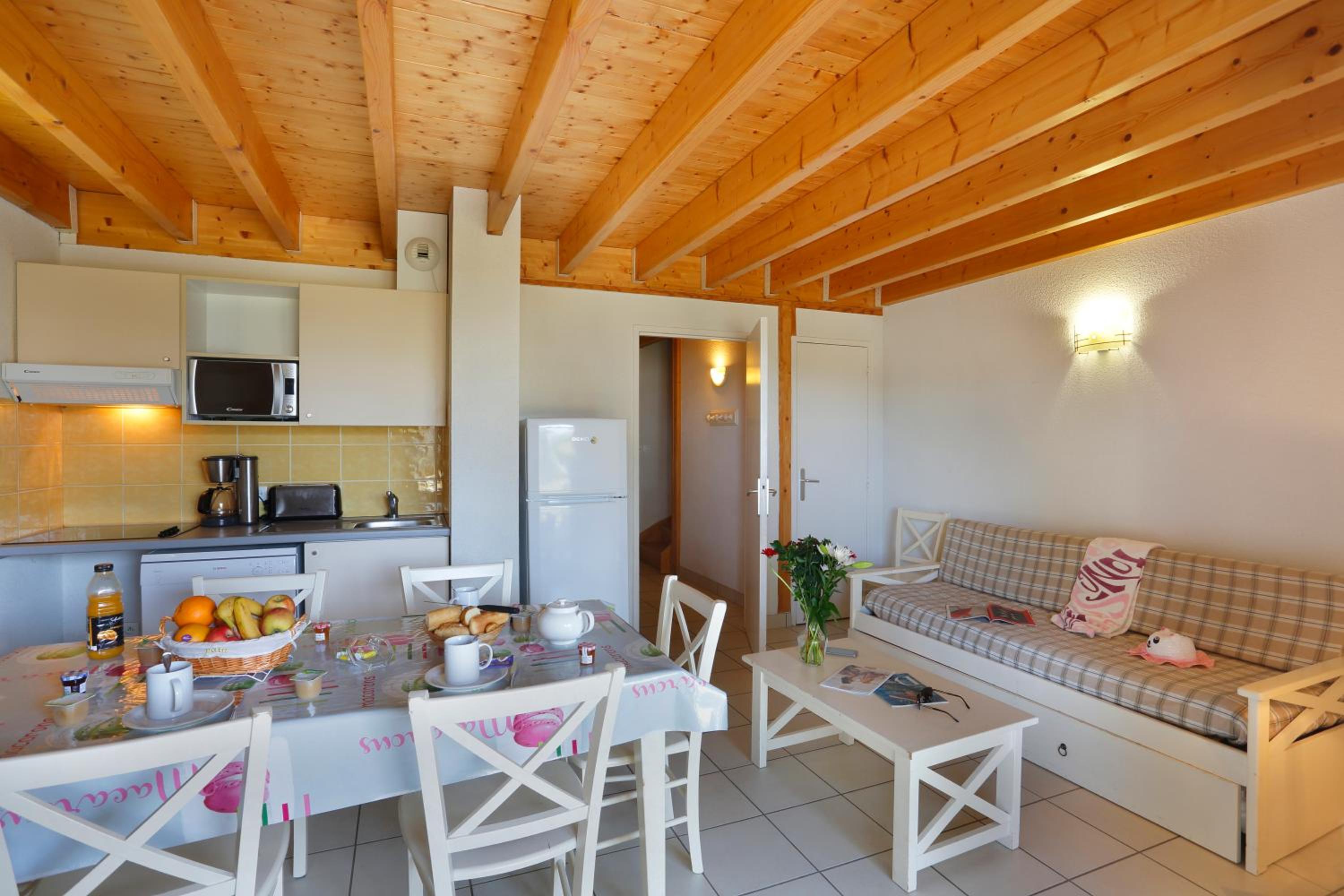 Two-Bedroom Villa (3-6 Adults) photo 2