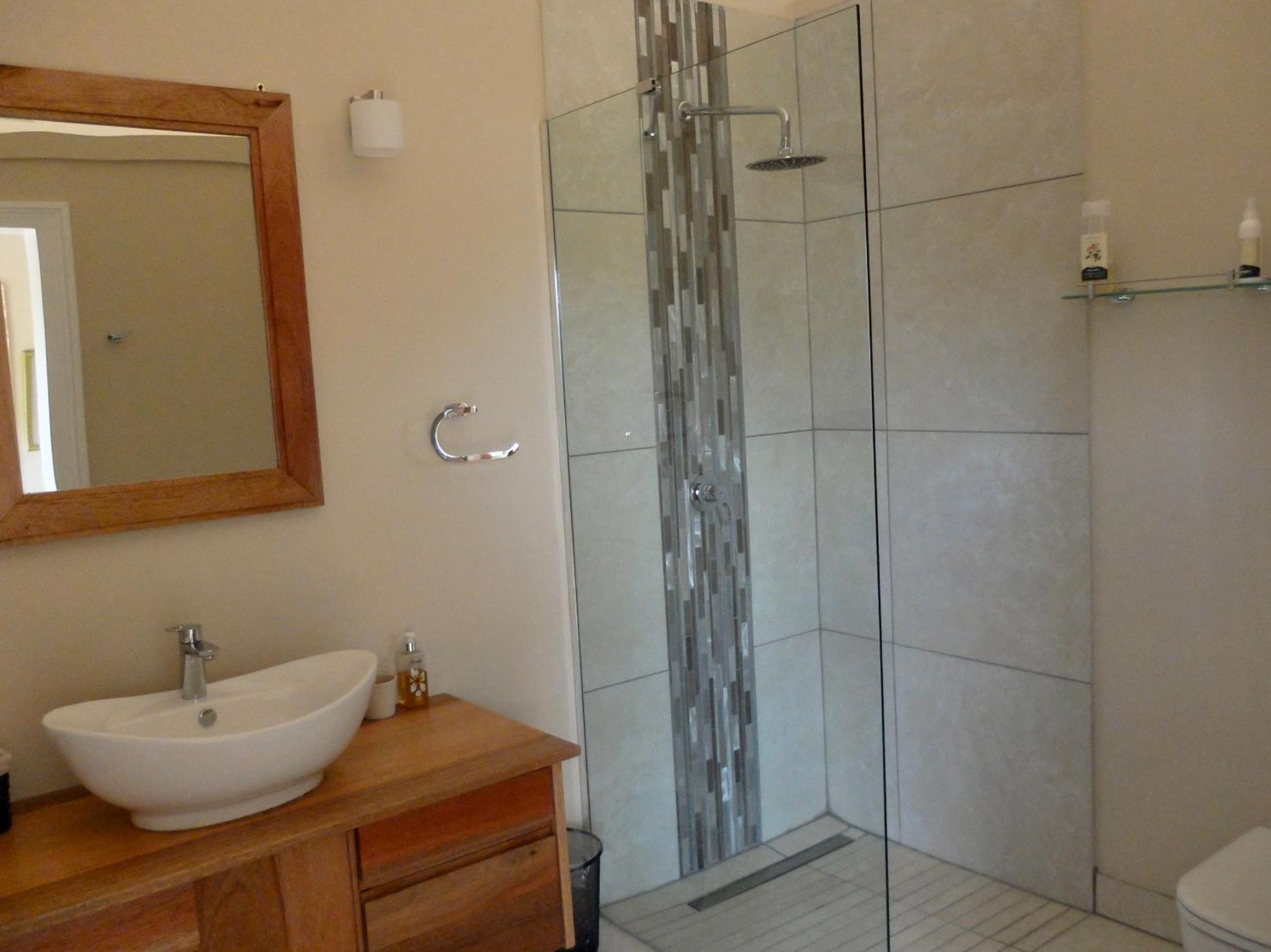 Deluxe Double or Twin Room with River View photo 3