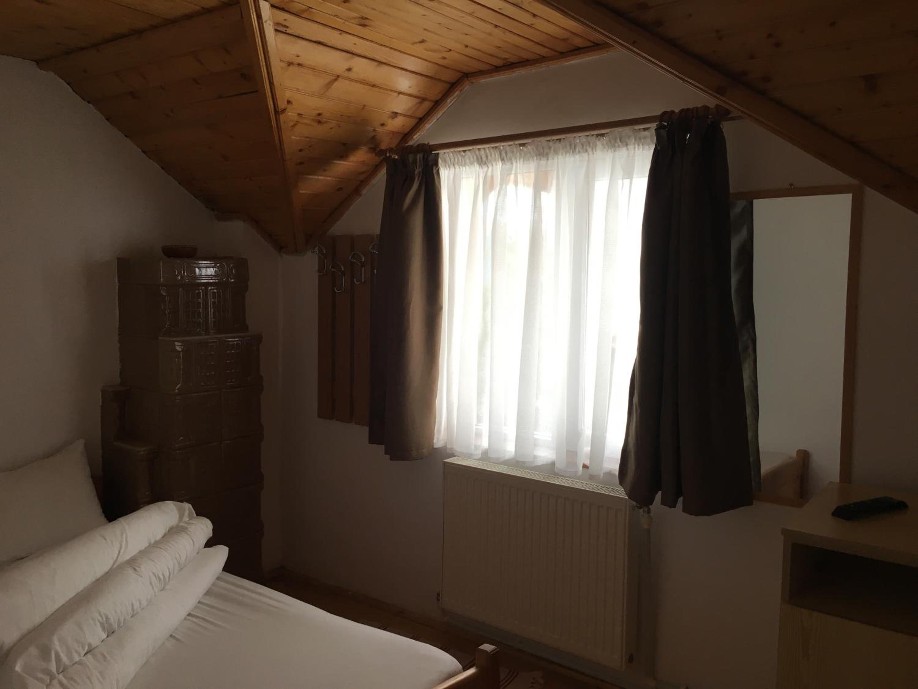Four-Bedroom House photo 2