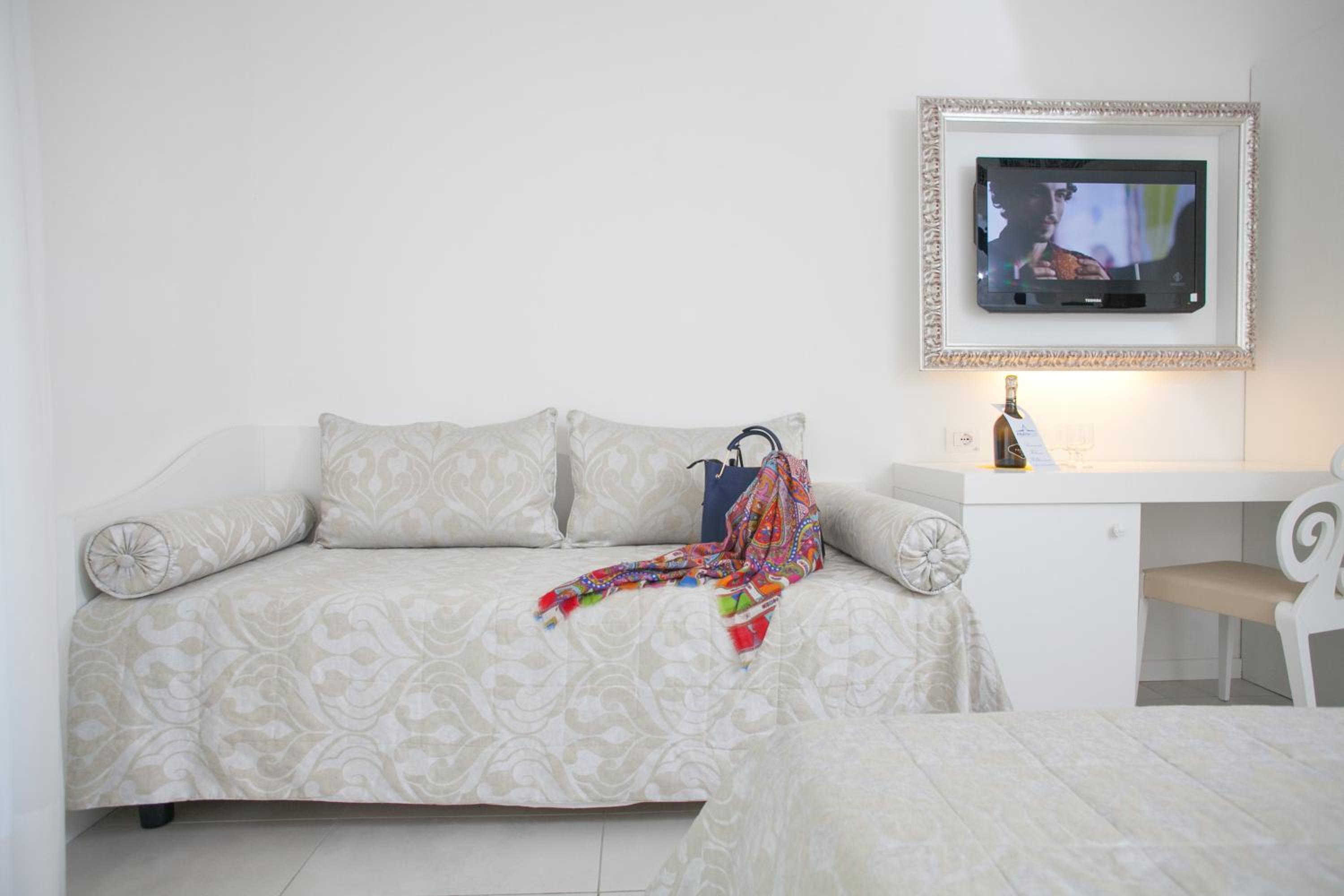 Comfort Triple Room photo 2