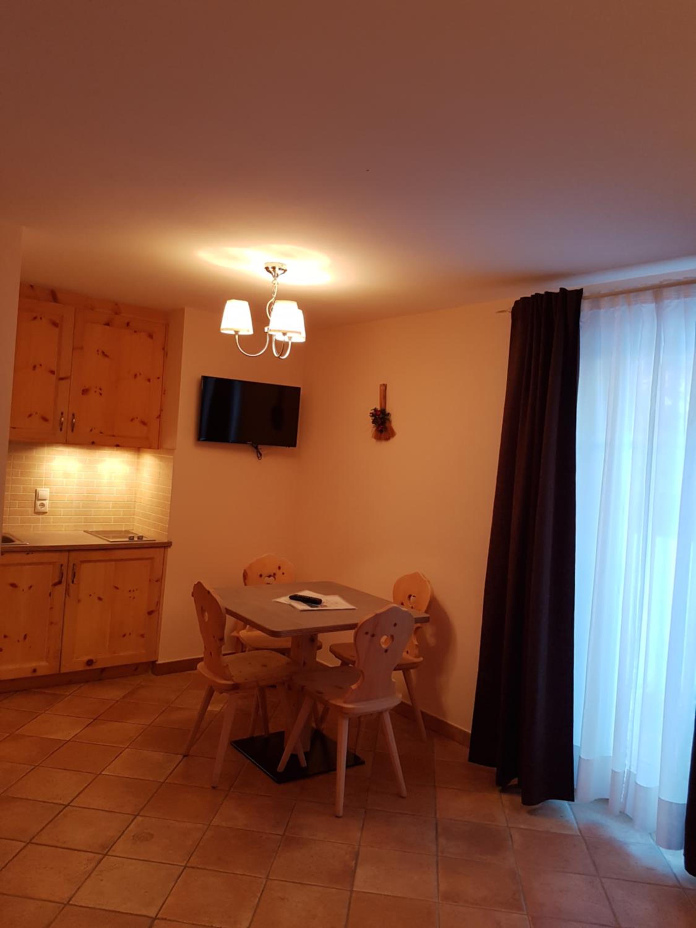 One-Bedroom Apartment (4 Adults) photo 2