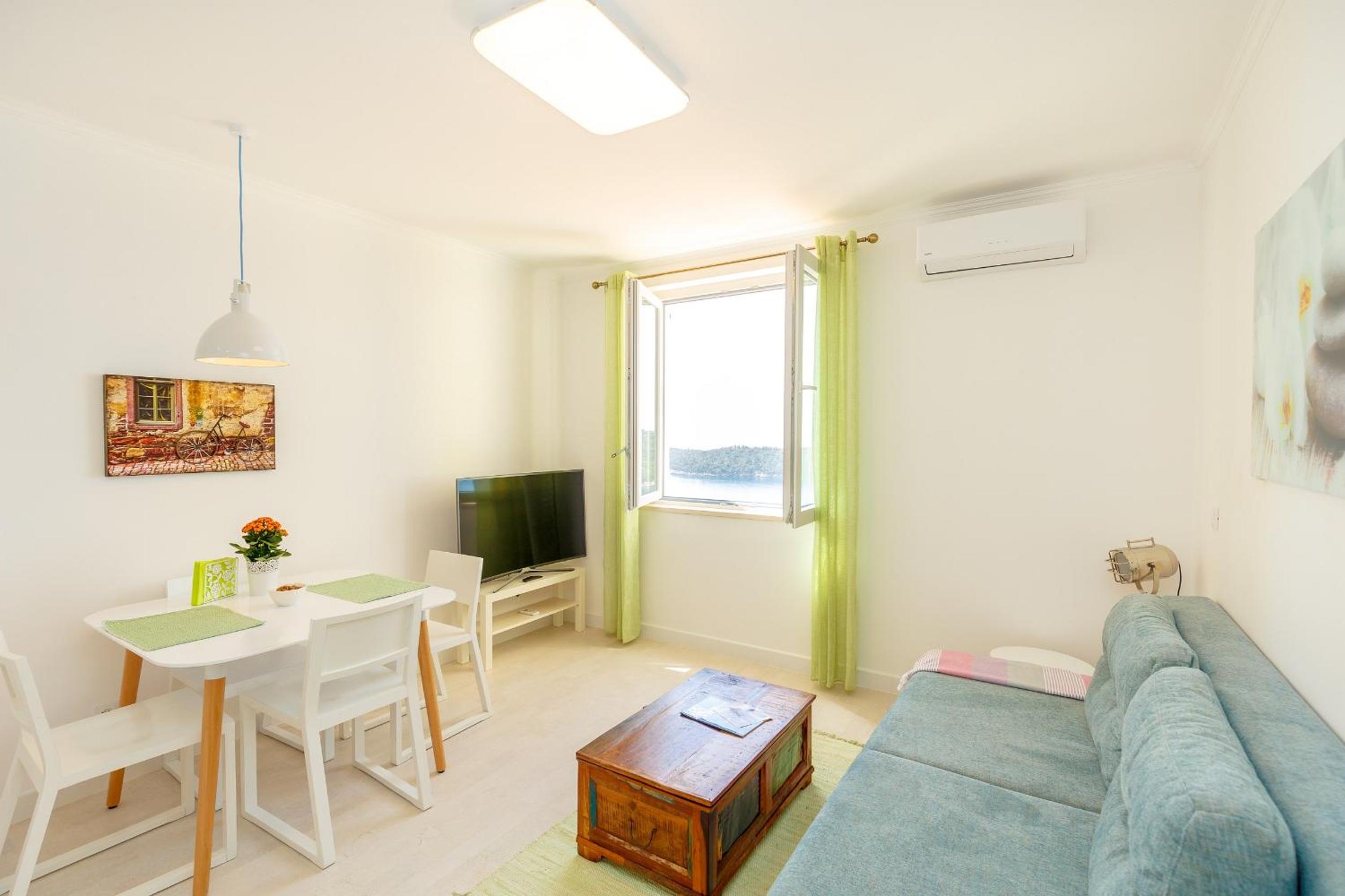 Apartment with Sea View