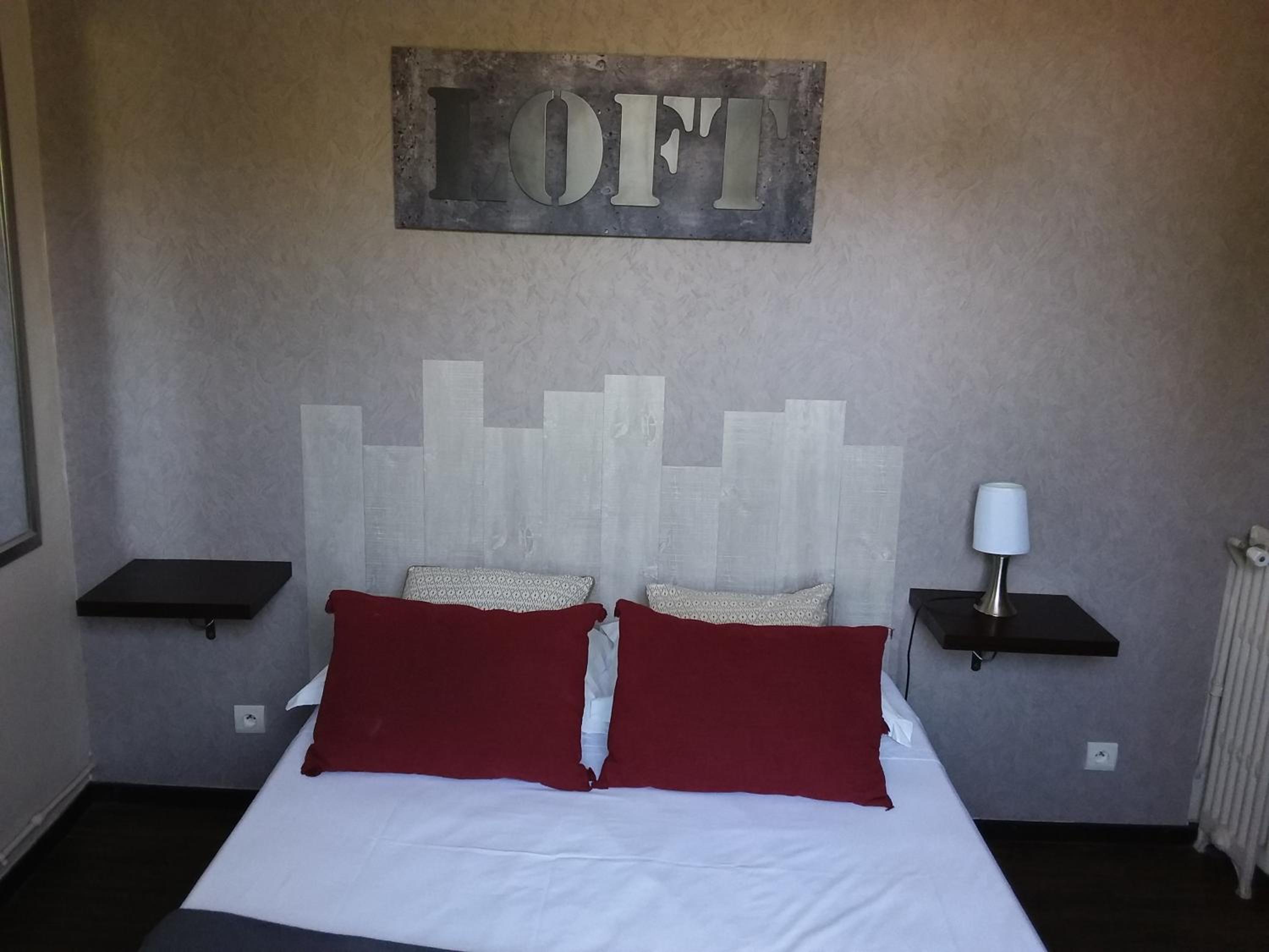 Double Room with Street View photo 3
