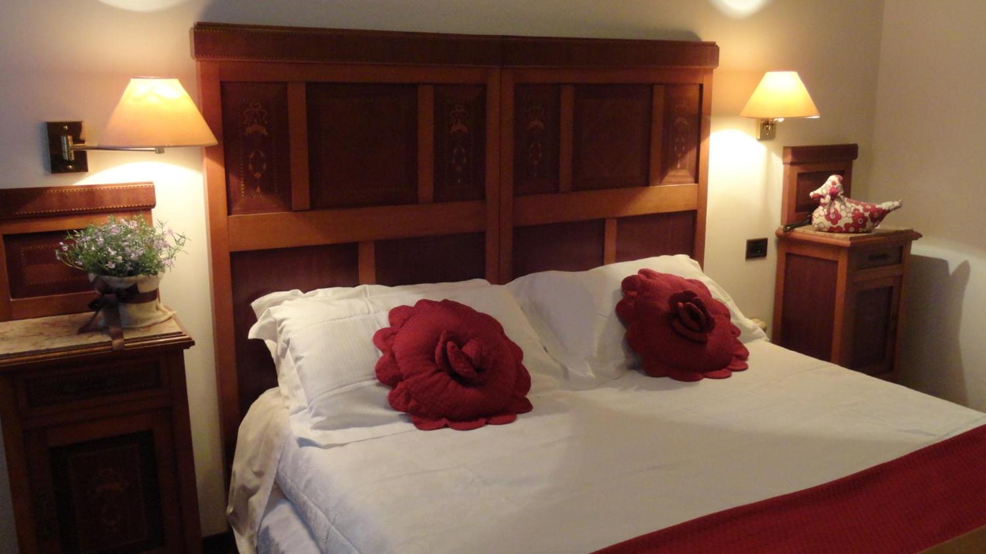 Standard Double or Twin Room photo 2