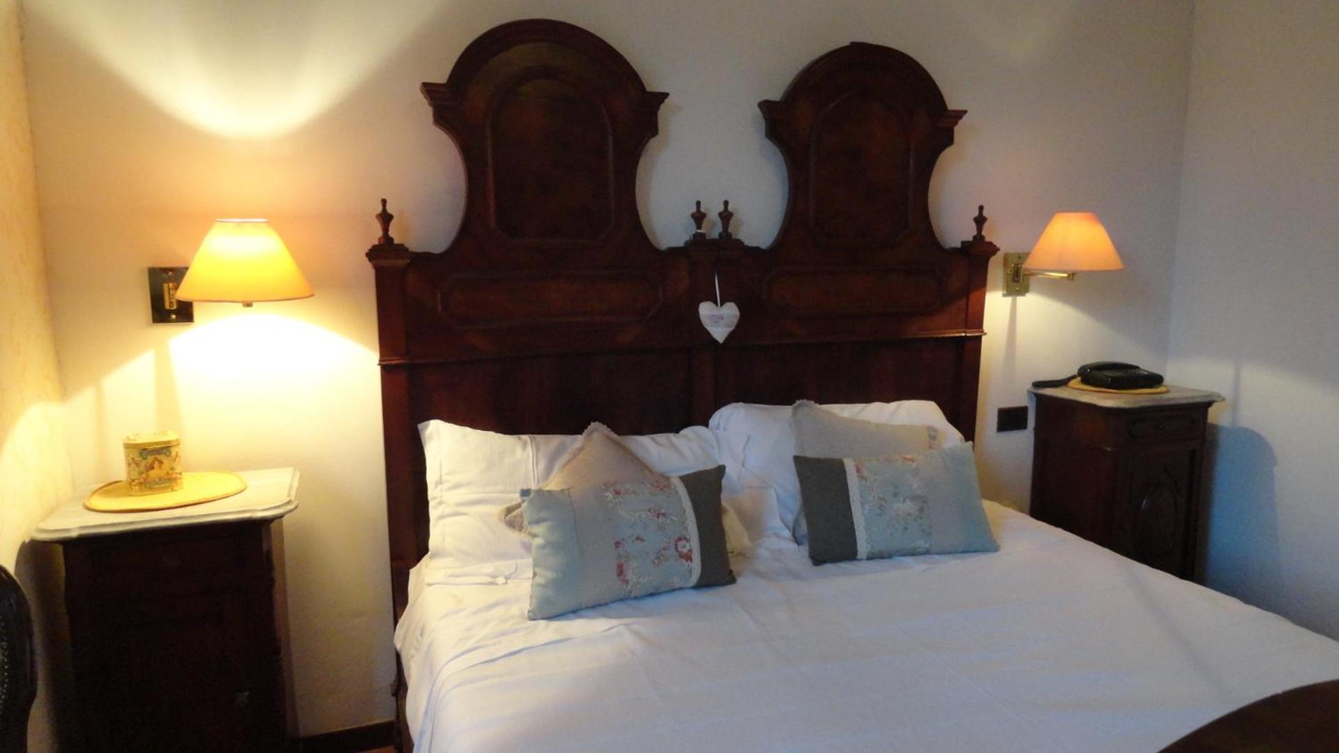 Standard Double or Twin Room photo 3