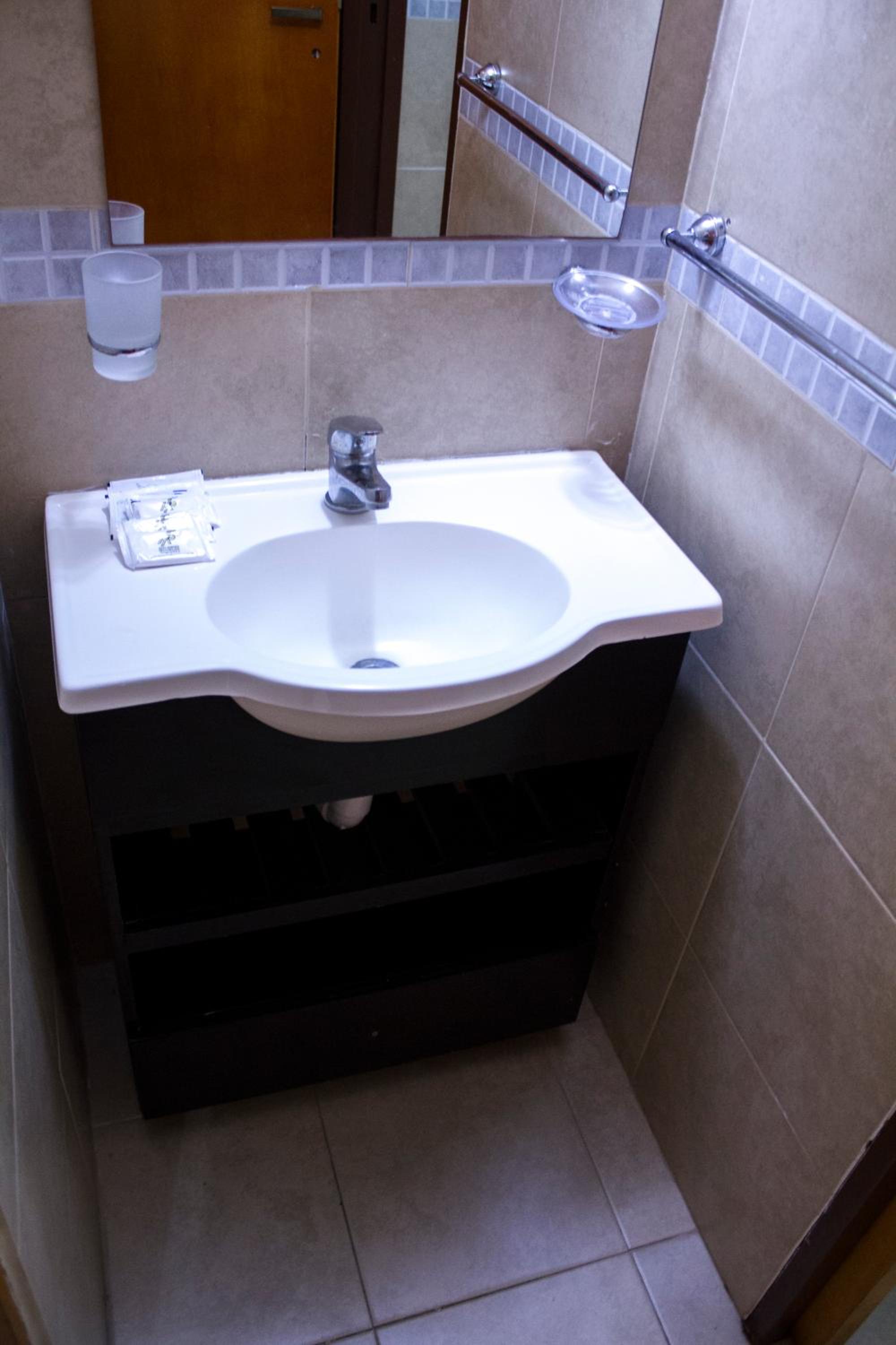 Superior Triple Room photo 3