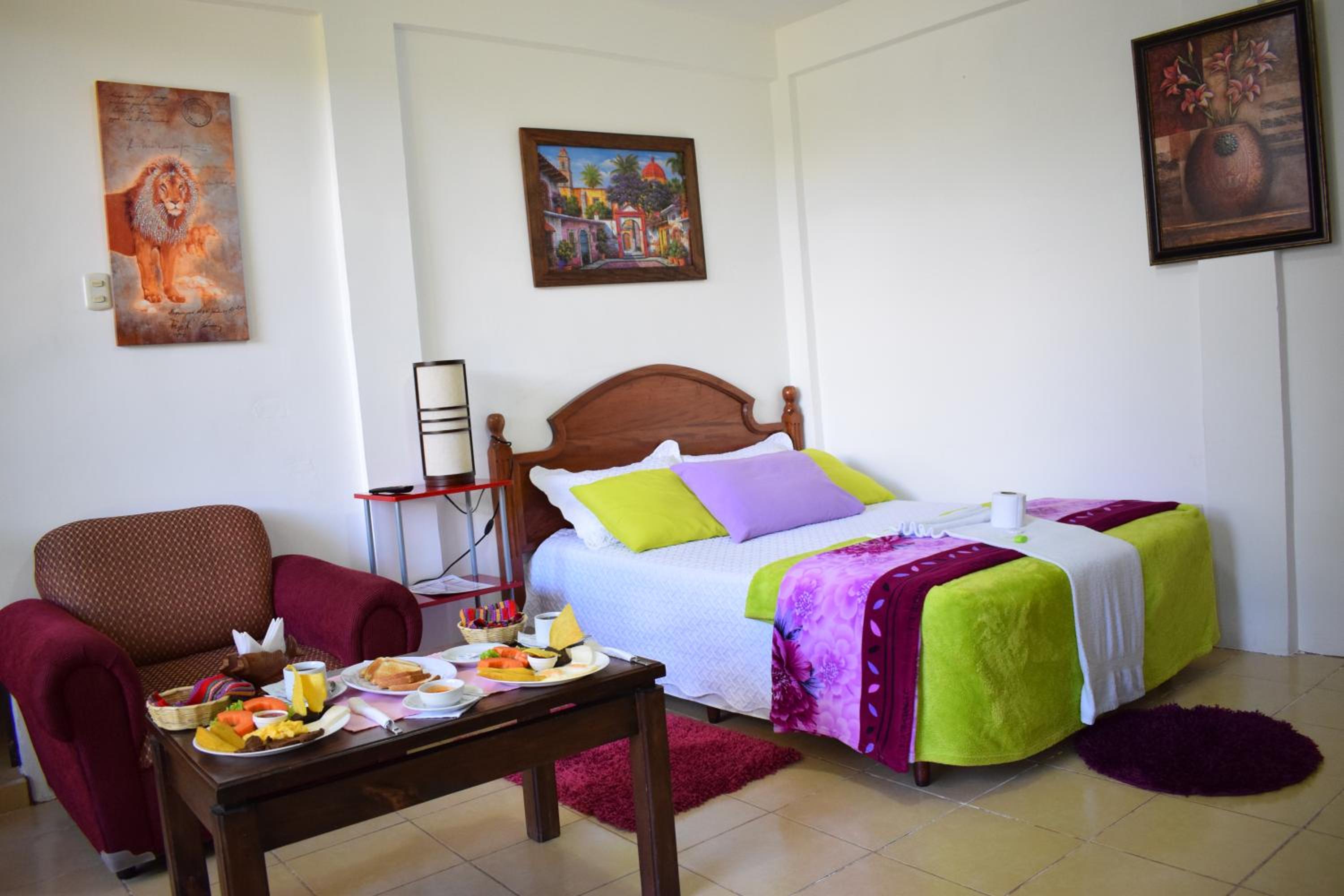 Deluxe Single Room with Balcony photo 2