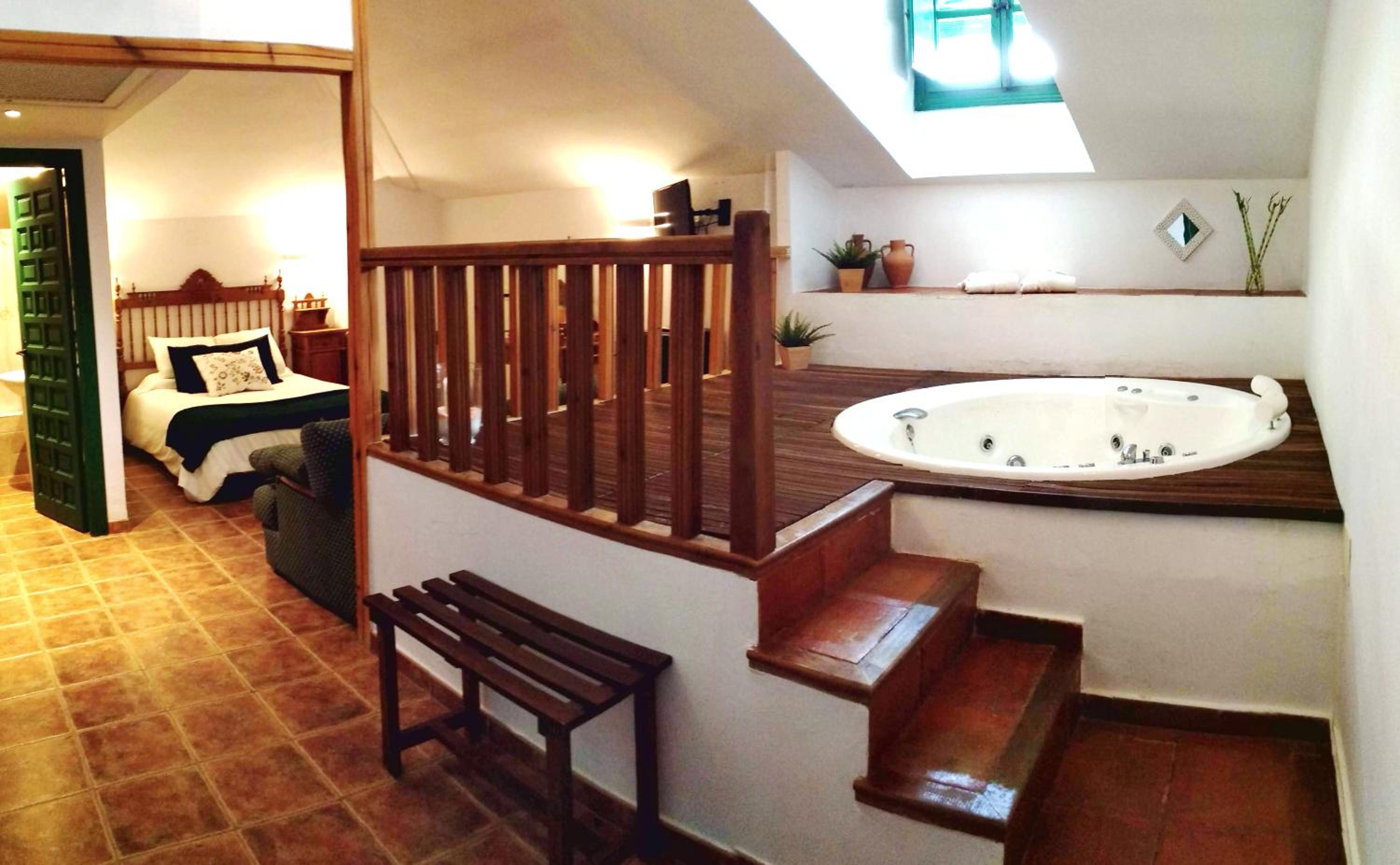 Suite con Bañera de Hidromasaje