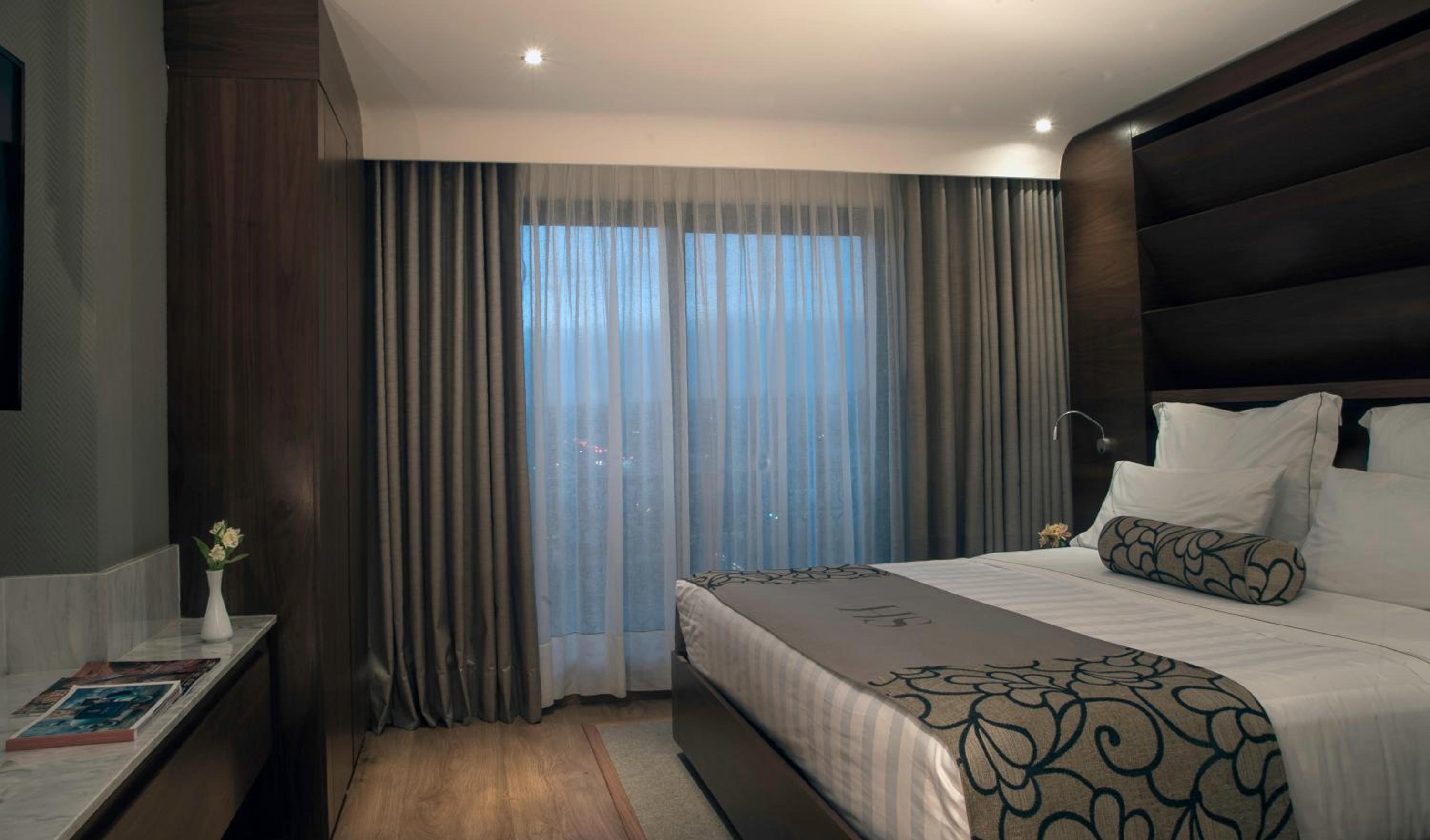 Executive King Room