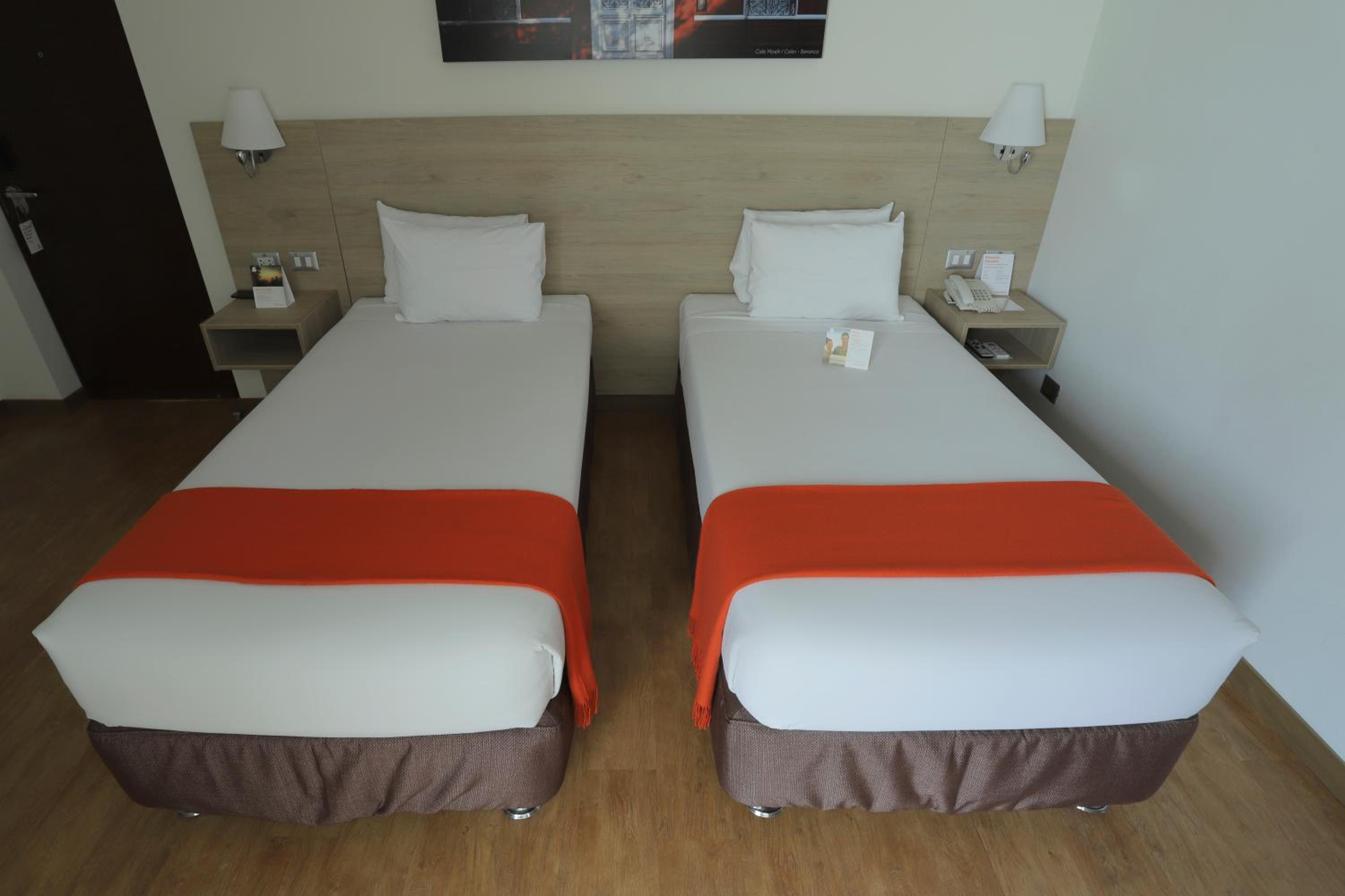 Traditional Twin Room - Photo 5