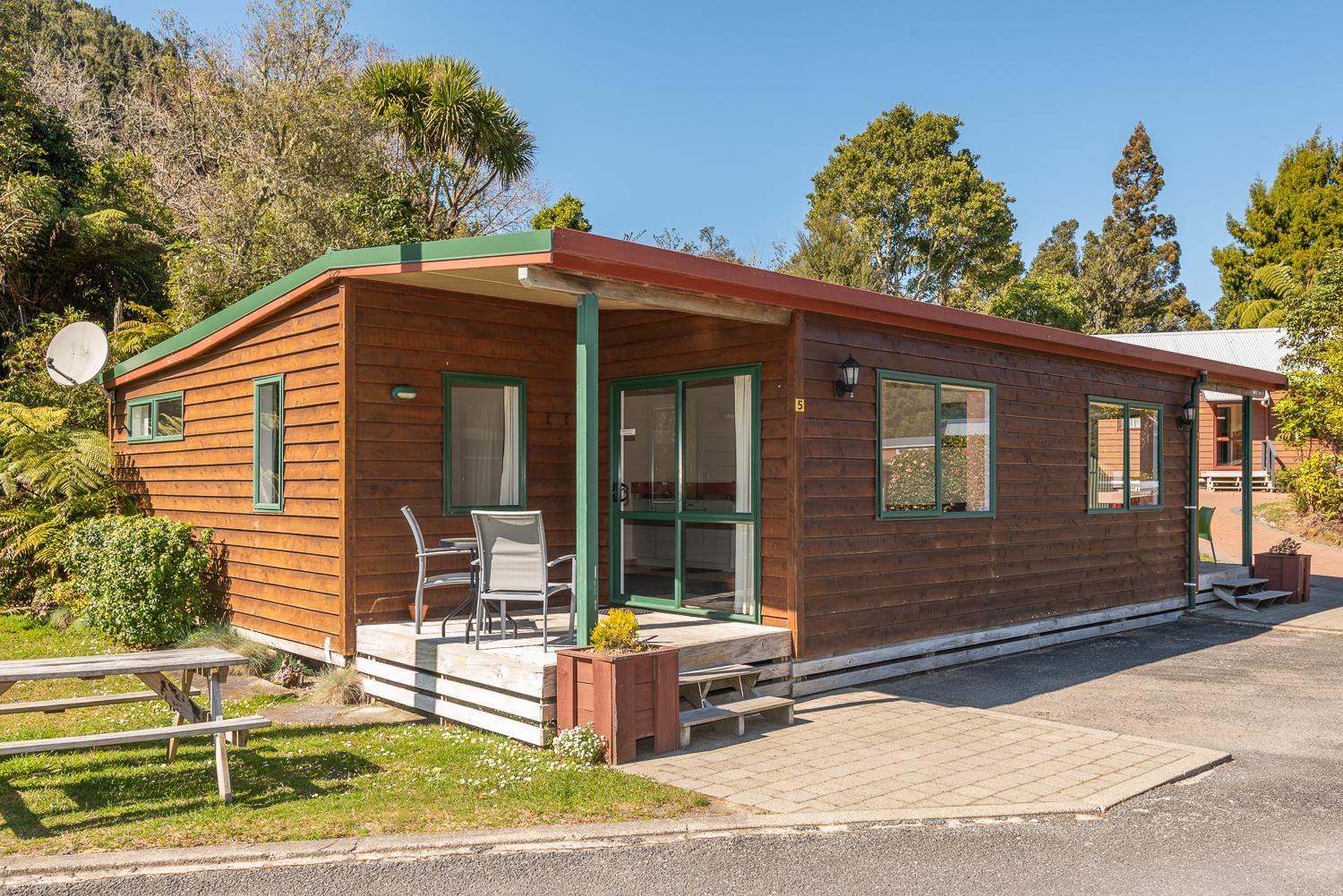 Two-Bedroom Self-Contained Cabin thumbnail 6