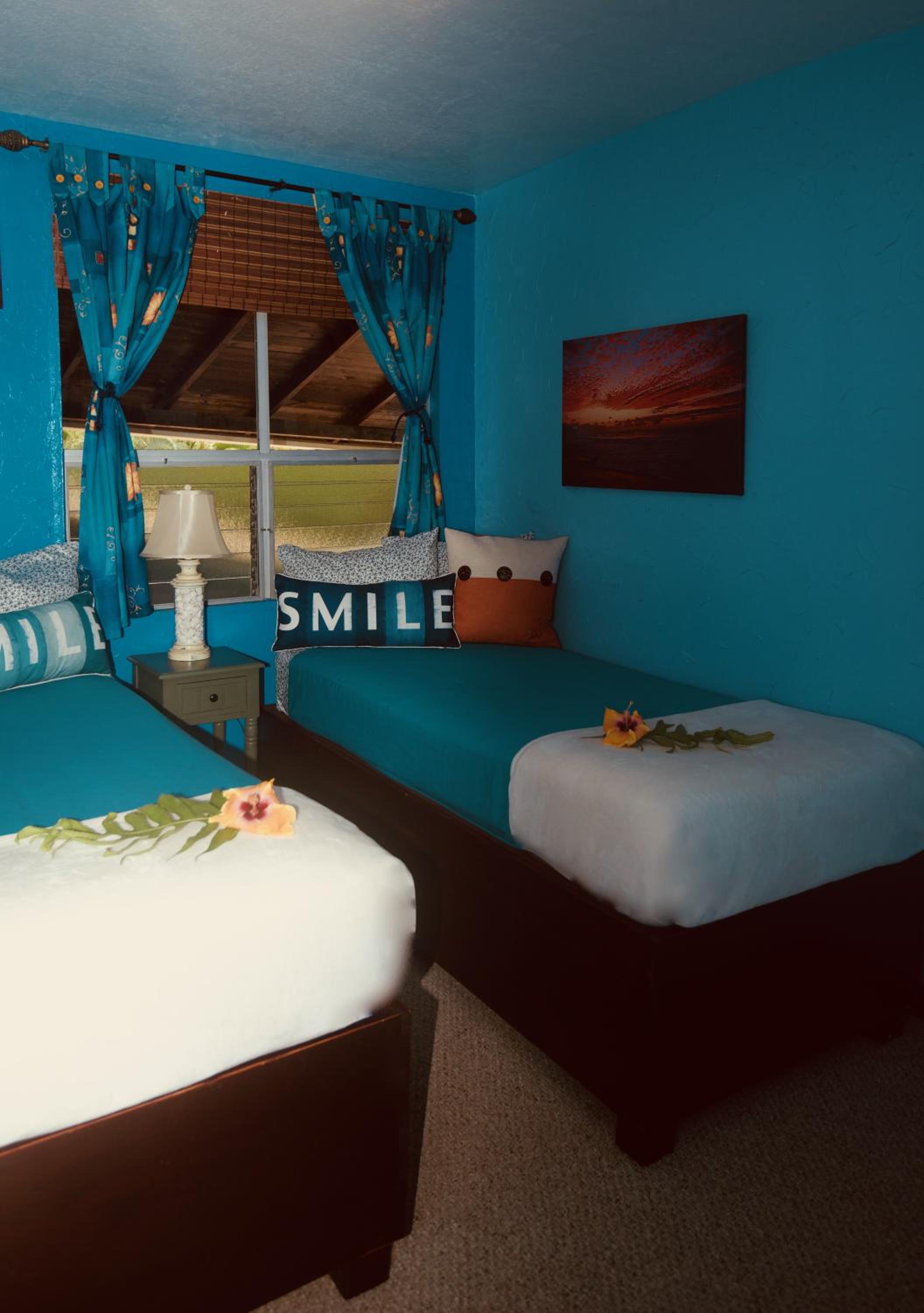Standard Double Room with Shared Bathroom