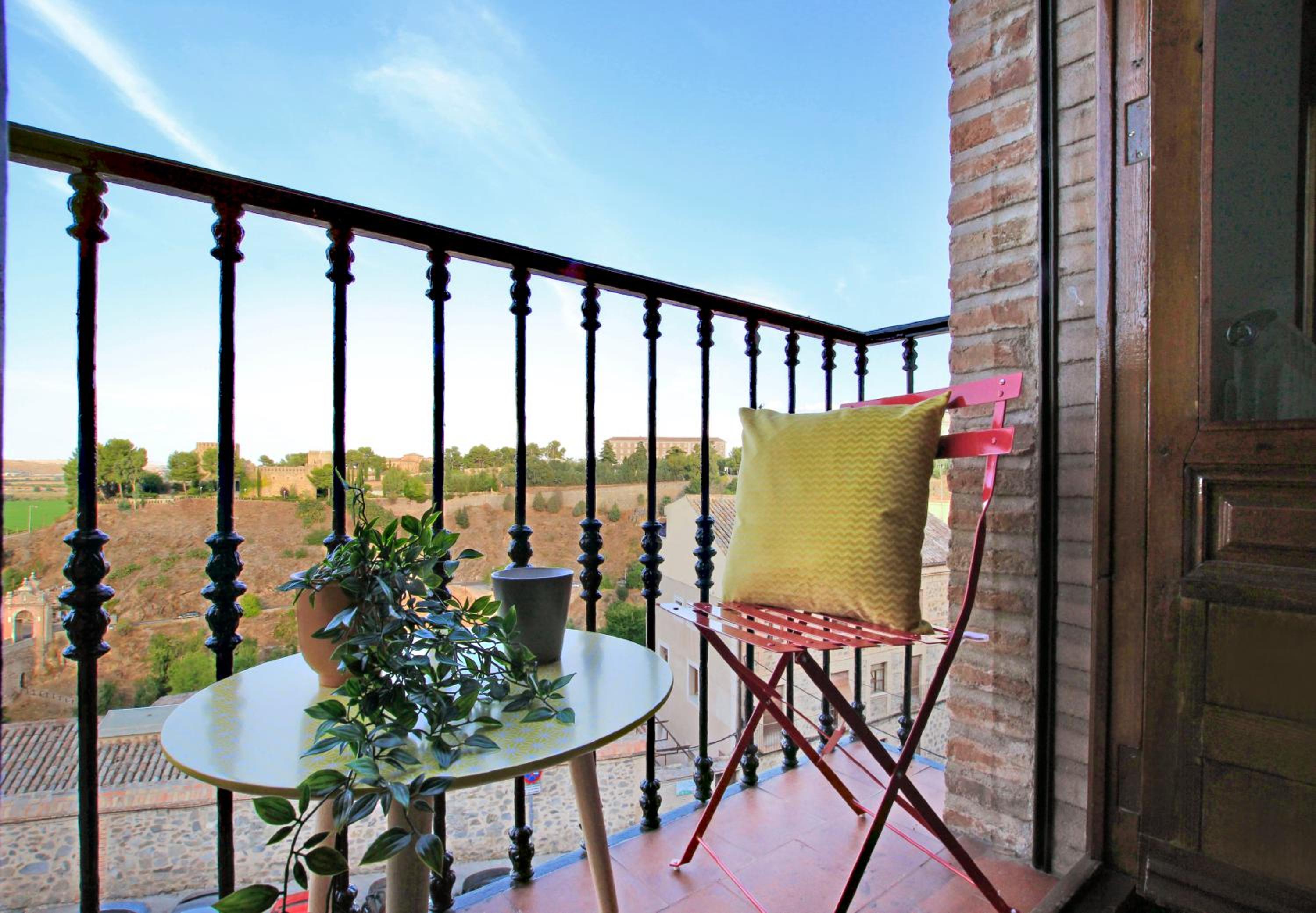 Two-Bedroom Apartment - Photo 12