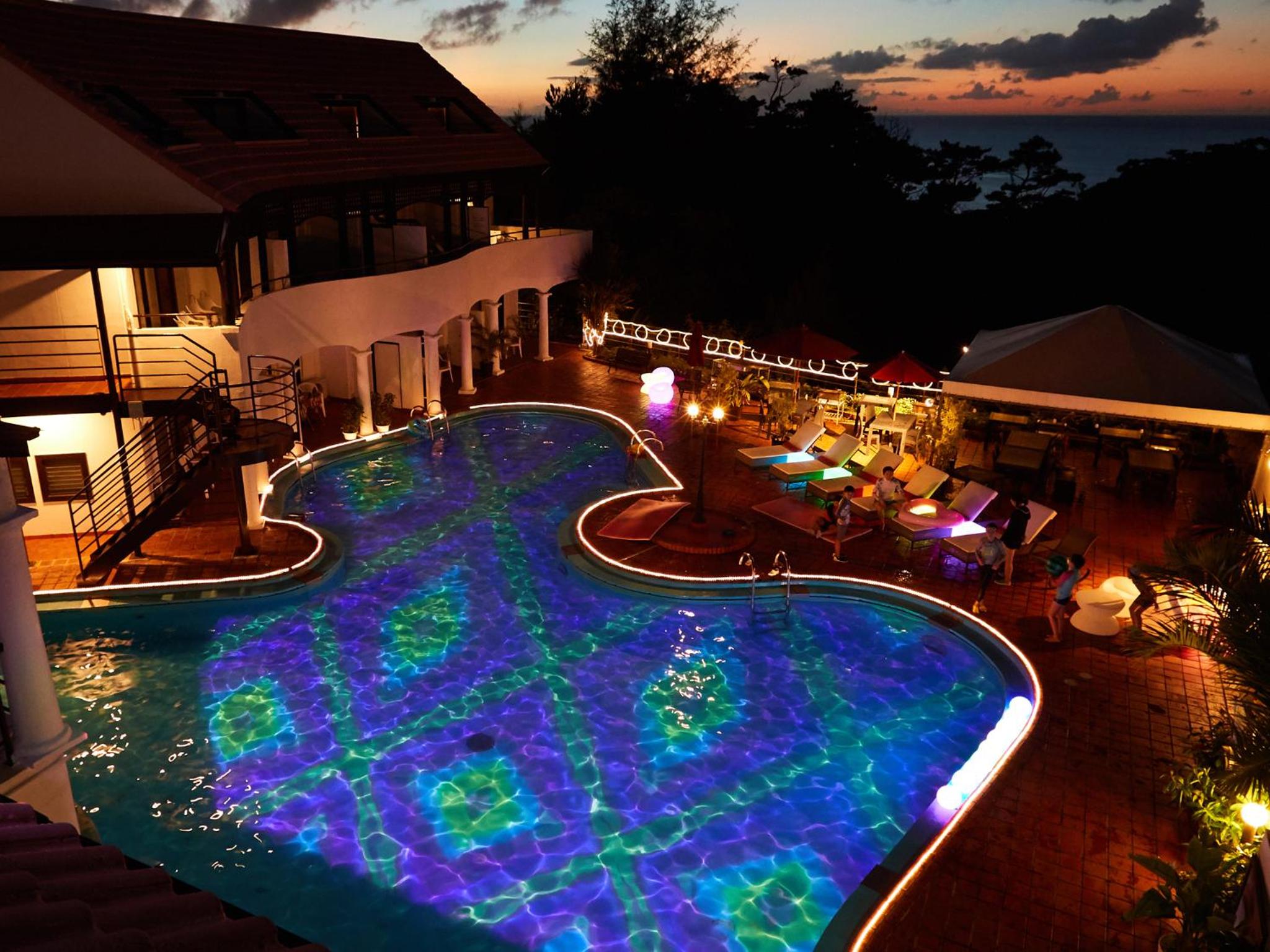 Villa photo 3