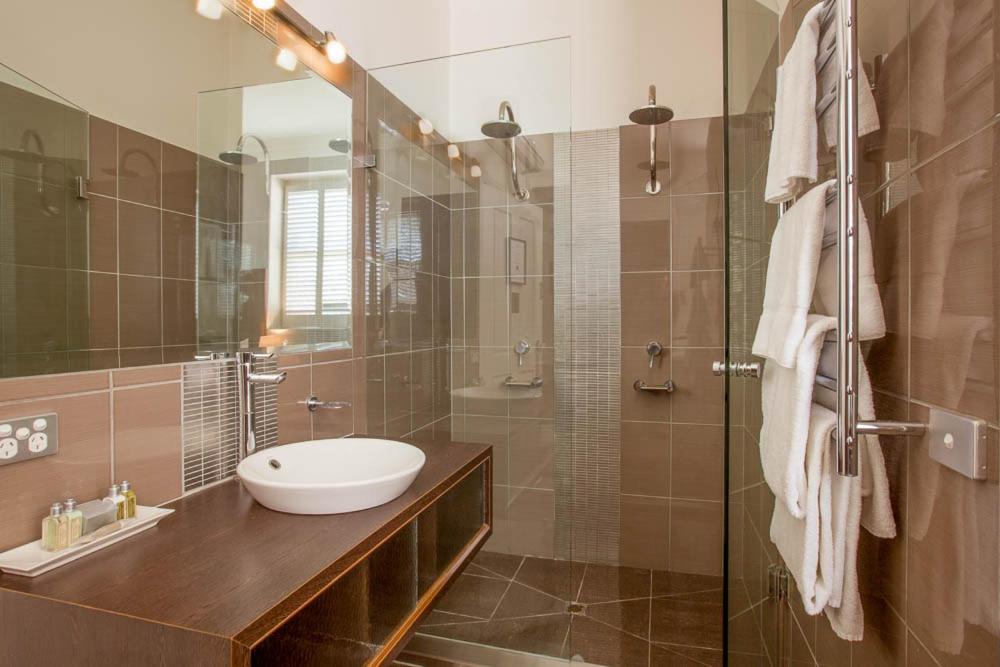 Executive Tower Suite - Photo 5
