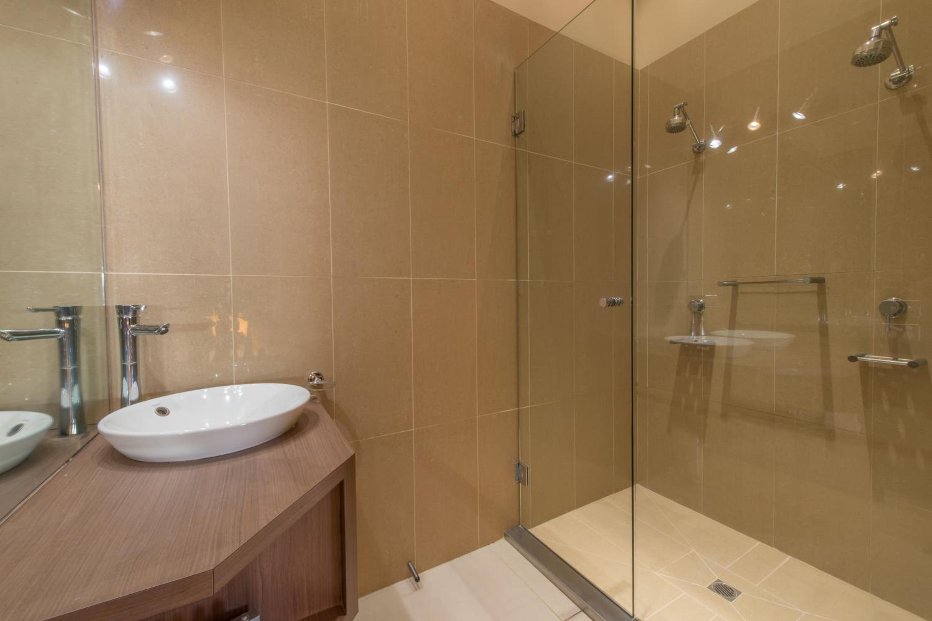 Bayview Tower Suite - Photo 4