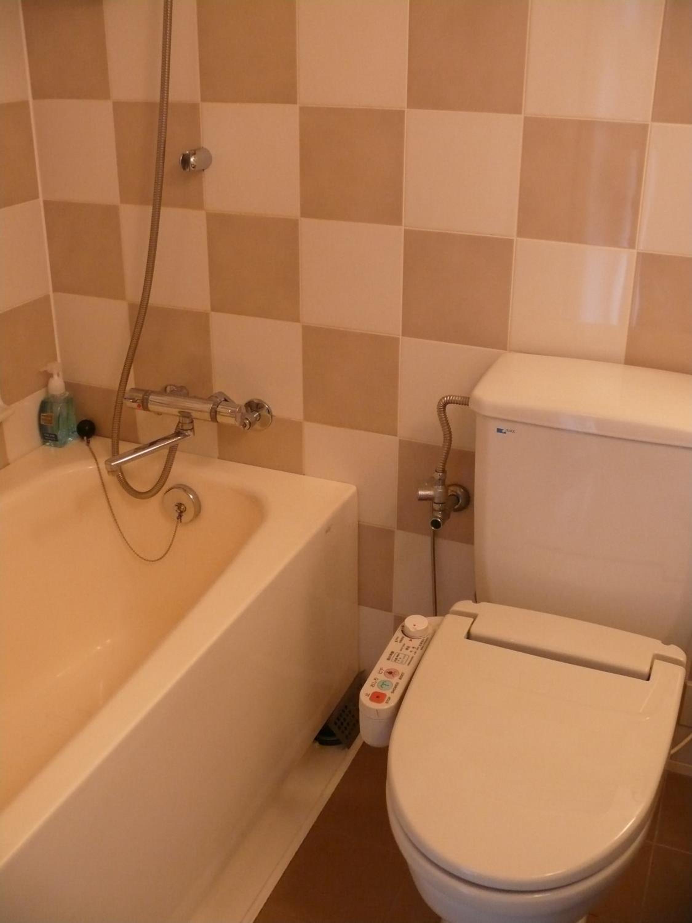 Standard Single Room - Non-Smoking - Photo 9